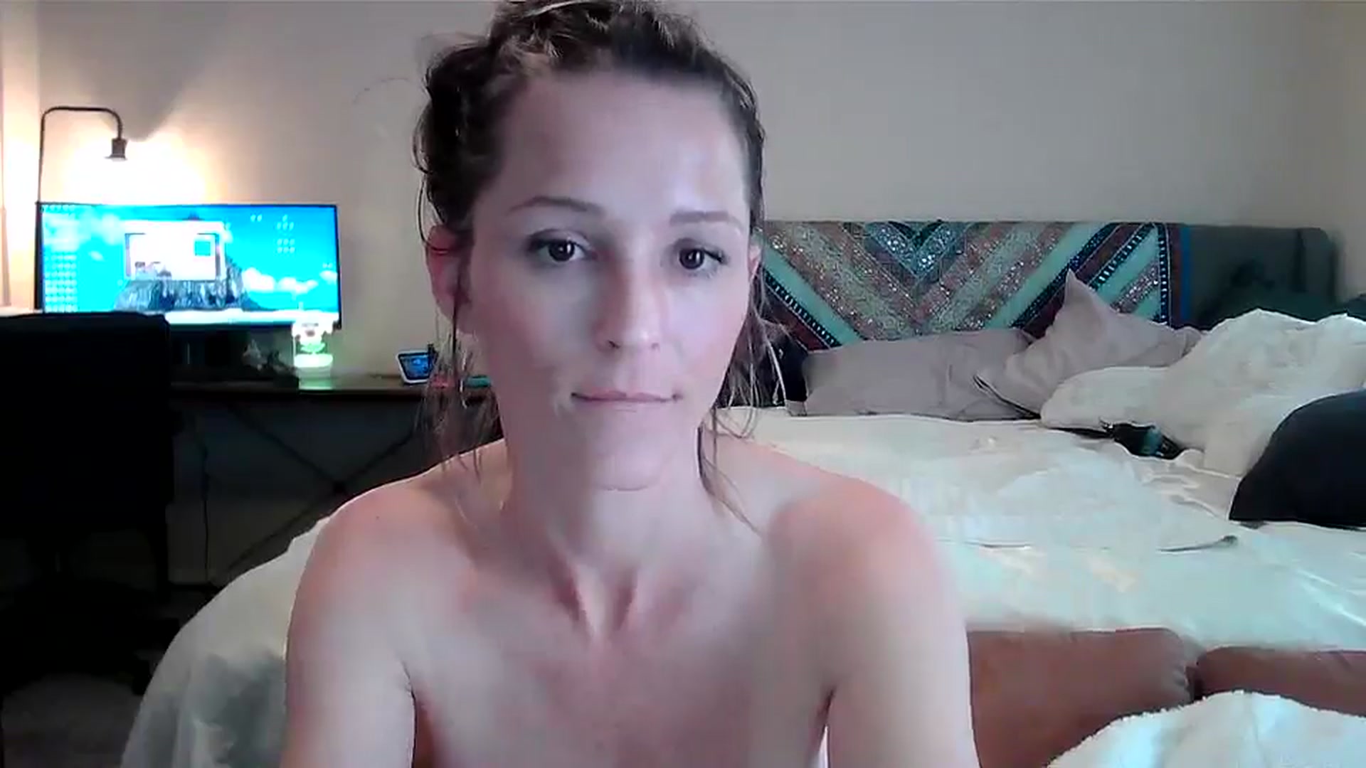 Gallery image thumbnail from JilliaJade's myfreecams stream on, 12/03/2024, 21:39 image 7 of 20