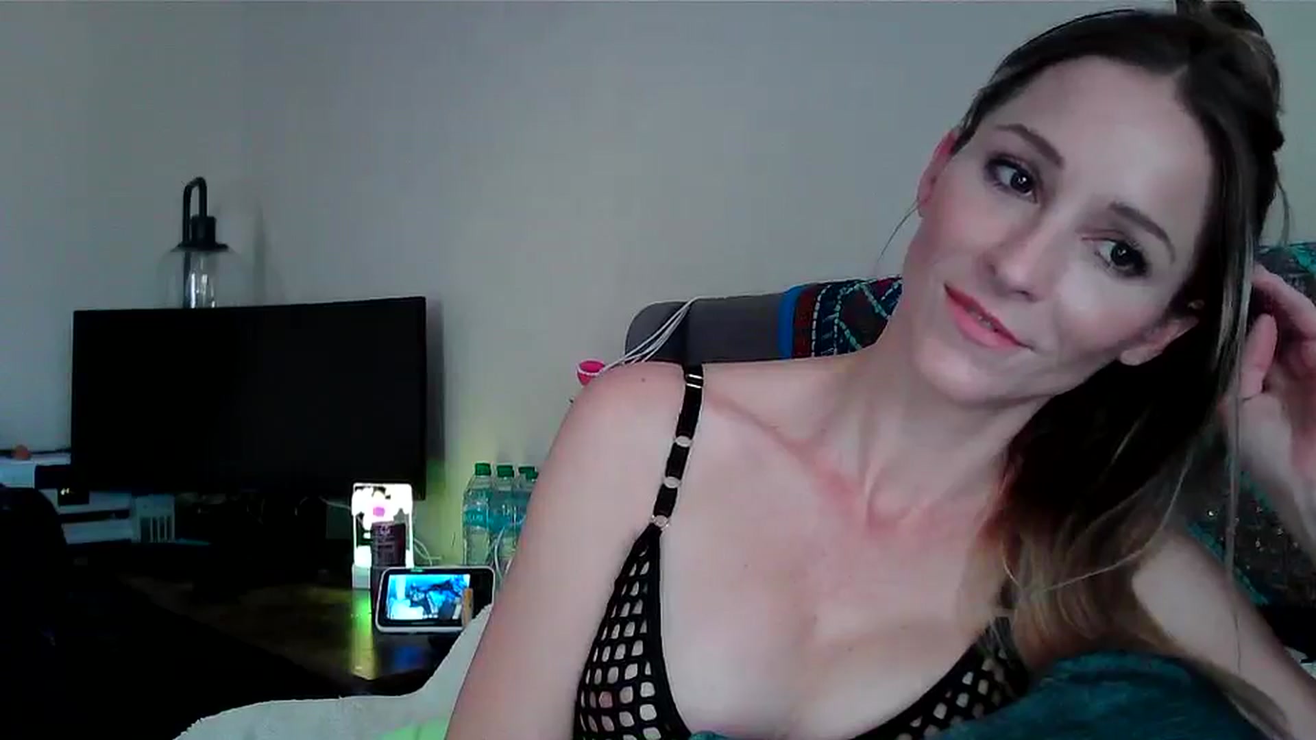 Gallery image thumbnail from JilliaJade's myfreecams stream on, 12/07/2024, 18:32 image 6 of 20