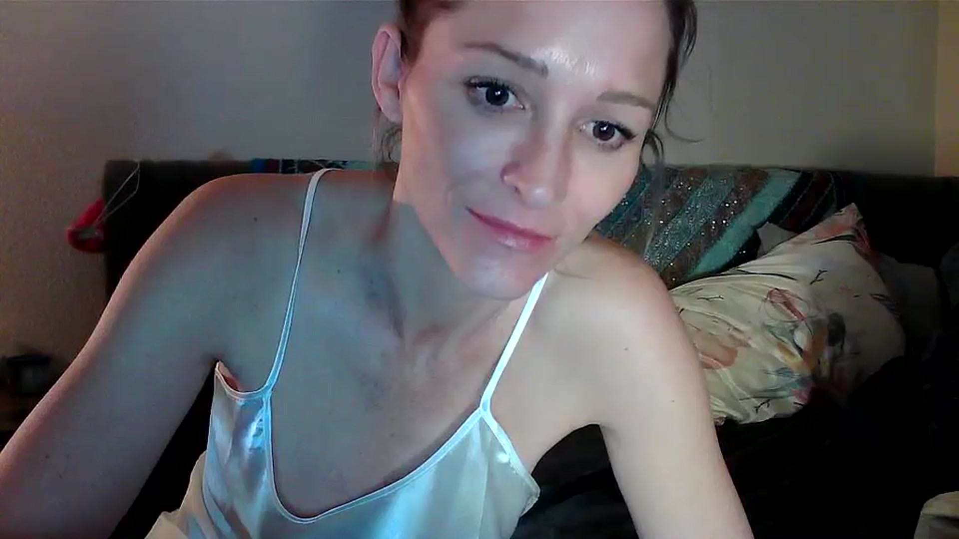 Gallery image thumbnail from JilliaJade's myfreecams stream on, 12/14/2024, 14:40 image 6 of 20