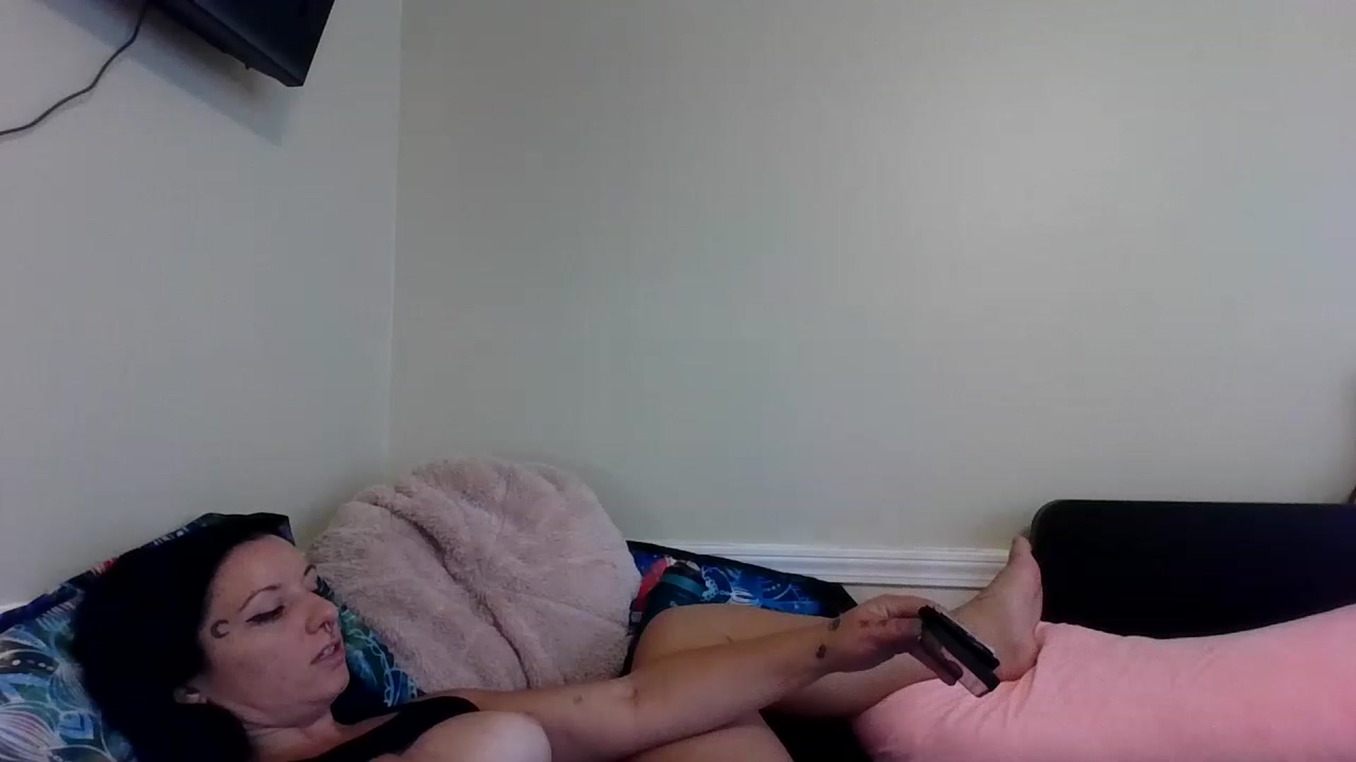 Gallery image thumbnail from Jimjamlee's myfreecams stream on, 08/16/2023, 16:08 image 16 of 20