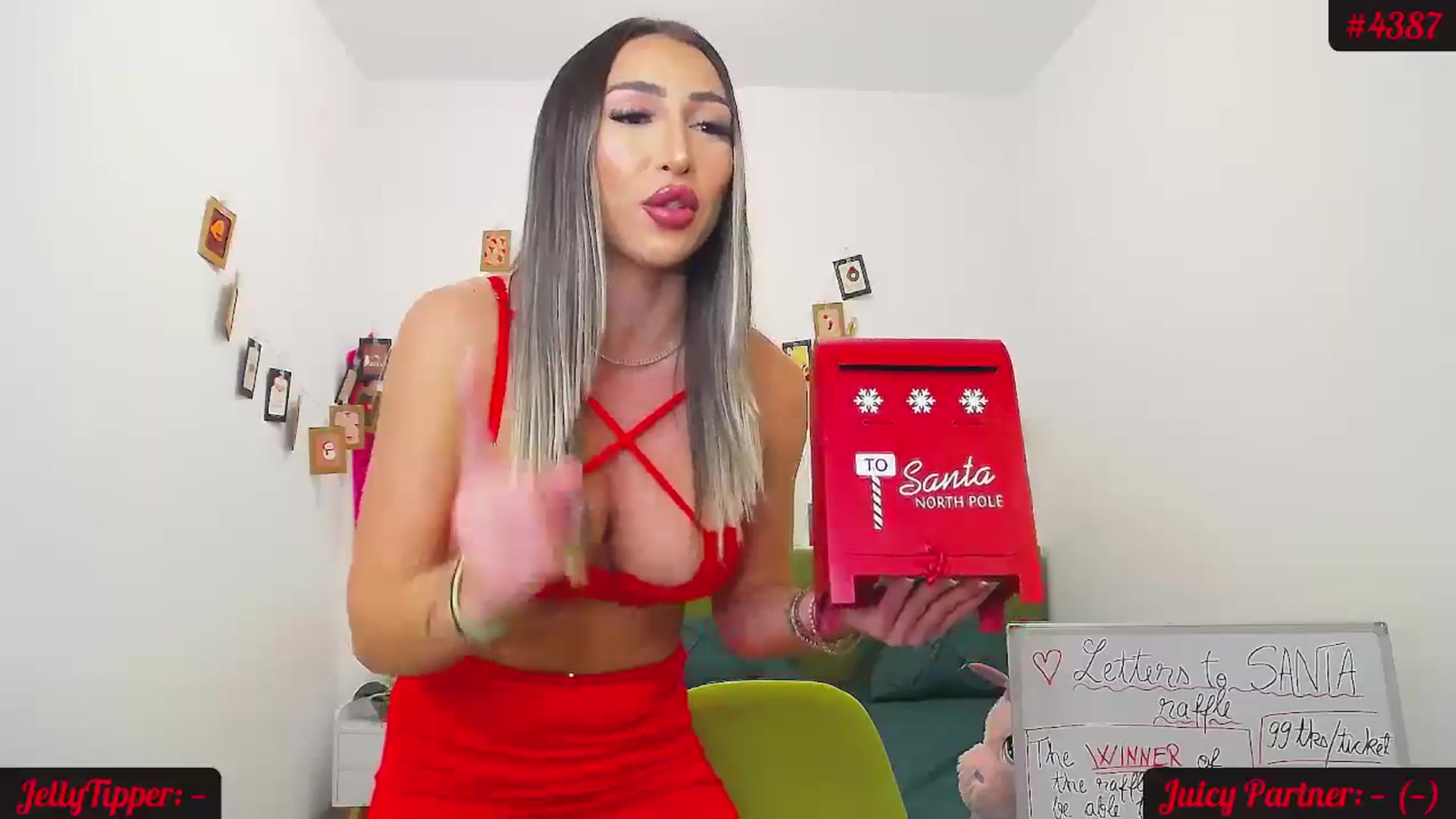 Gallery image thumbnail from JingleJelly's myfreecams stream on, 12/10/2024, 17:29 image 4 of 20