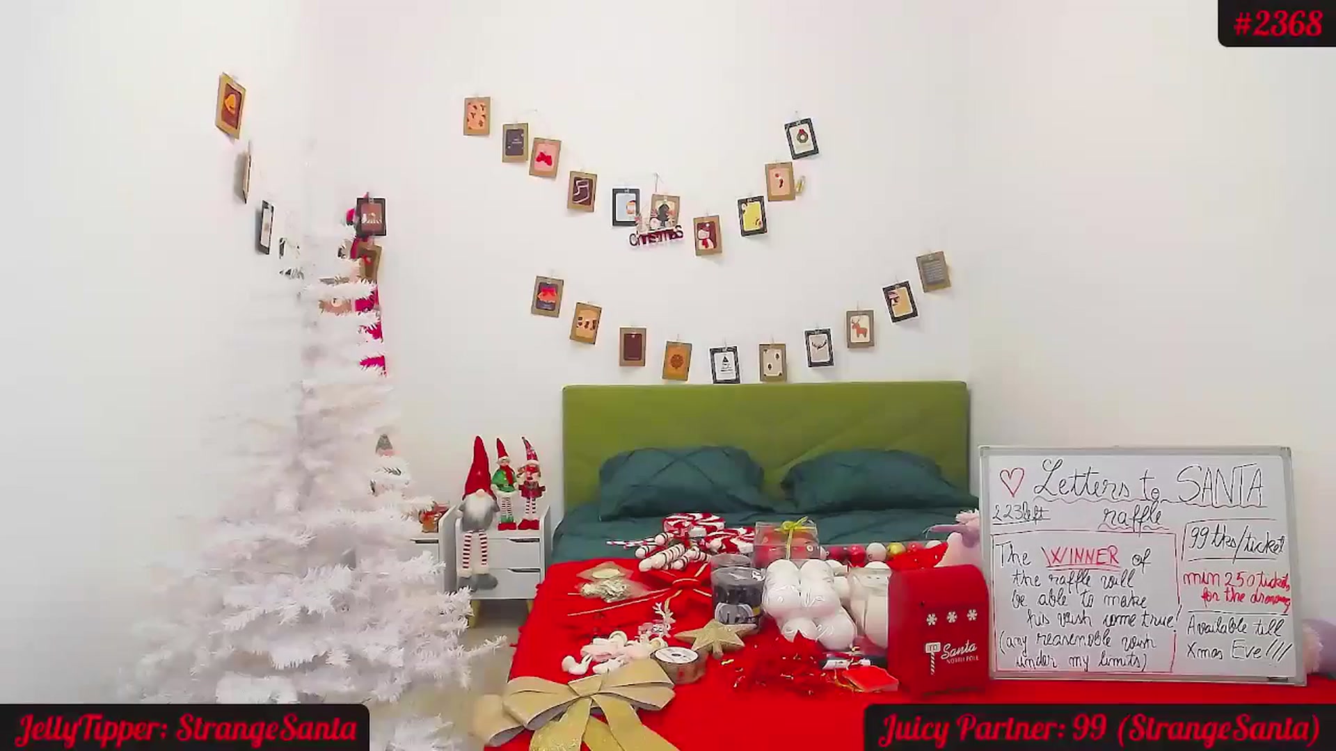 Gallery image thumbnail from JingleJelly's myfreecams stream on, 12/13/2024, 17:38 image 5 of 20