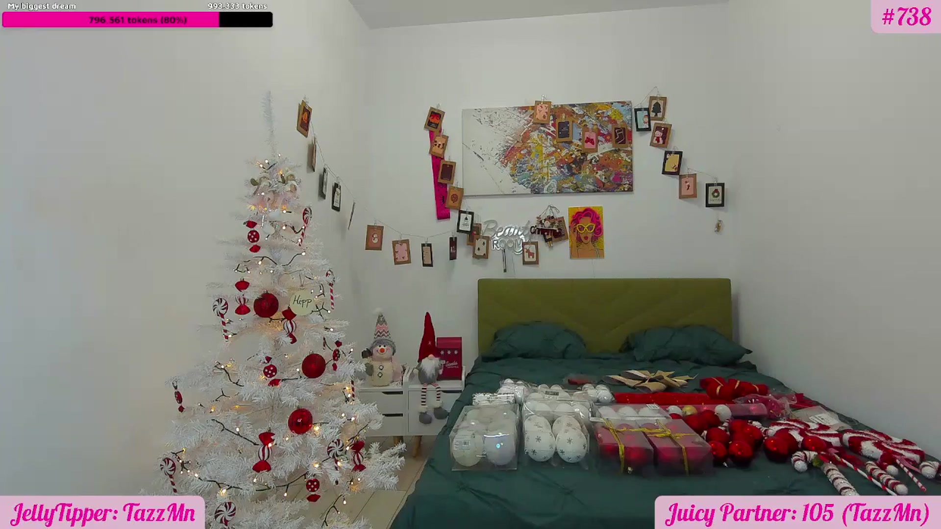 Gallery image thumbnail from JingleJelly's myfreecams stream on, 12/14/2025, 16:36 image 2 of 20