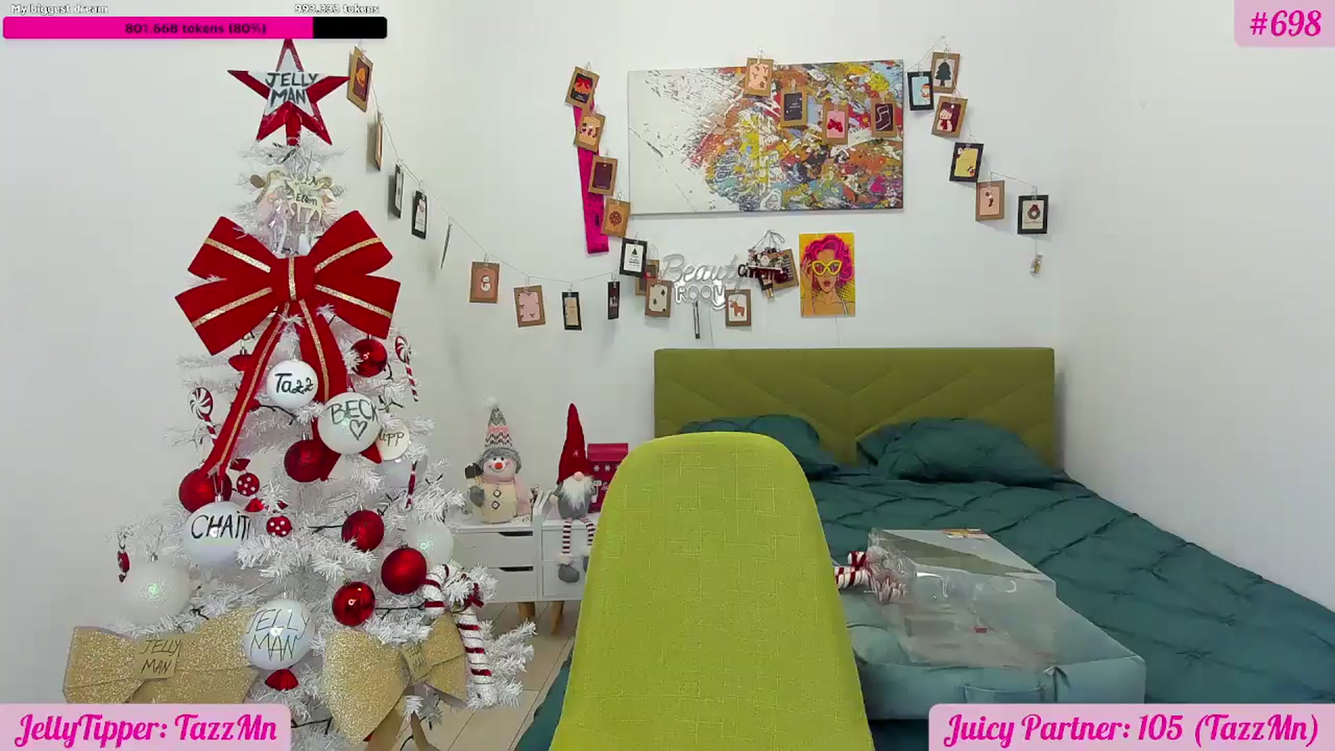Gallery image thumbnail from JingleJelly's myfreecams stream on, 12/19/2025, 17:01 image 5 of 20