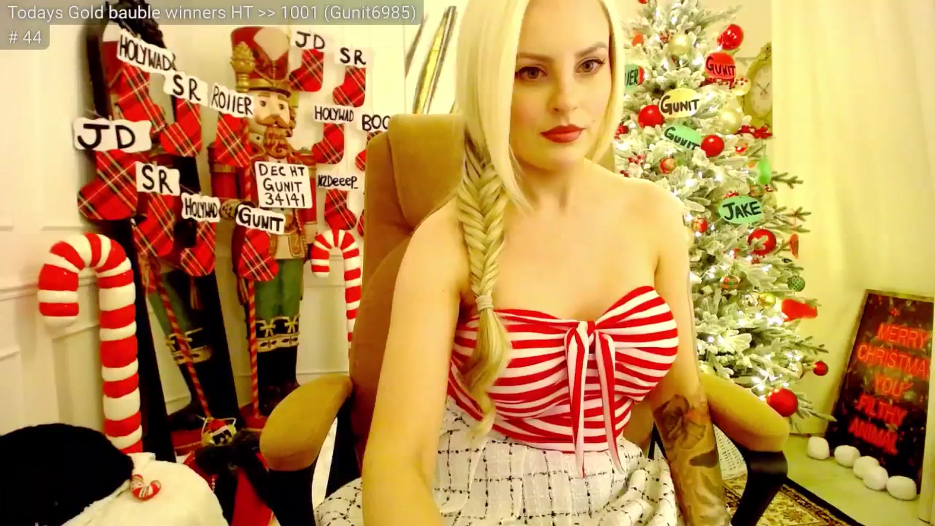 Gallery image thumbnail from JingleK3lls's myfreecams stream on, 12/10/2025, 04:56 image 19 of 20