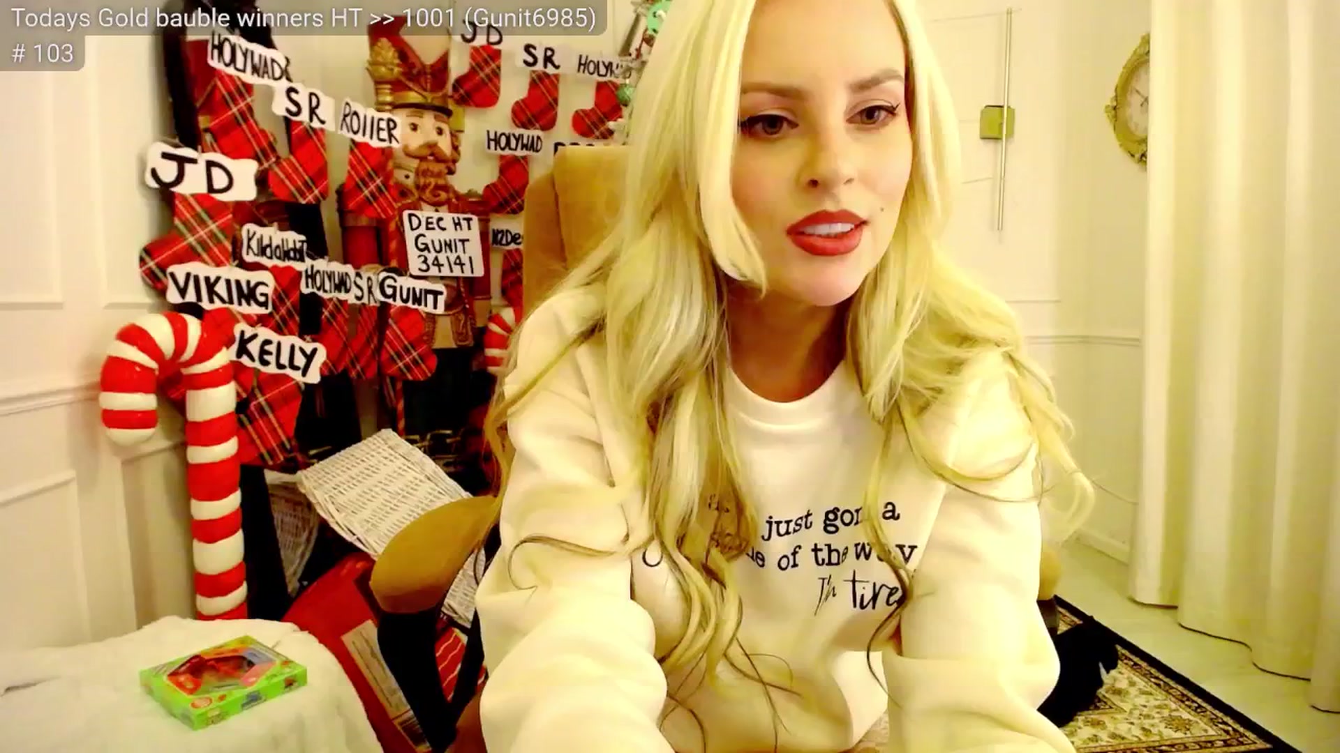 Gallery image thumbnail from JingleK3lls's myfreecams stream on, 12/21/2025, 04:25 image 9 of 20