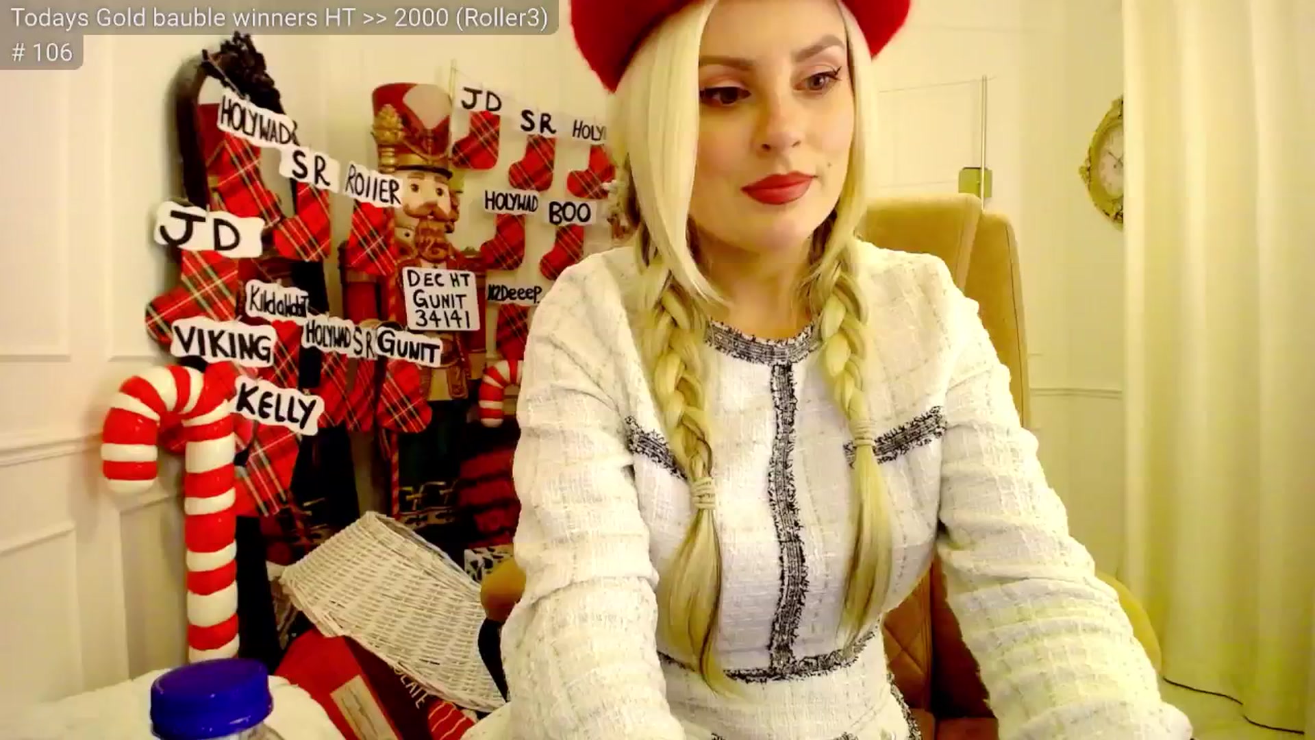 Gallery image thumbnail from JingleK3lls's myfreecams stream on, 12/23/2025, 24:26 image 19 of 20