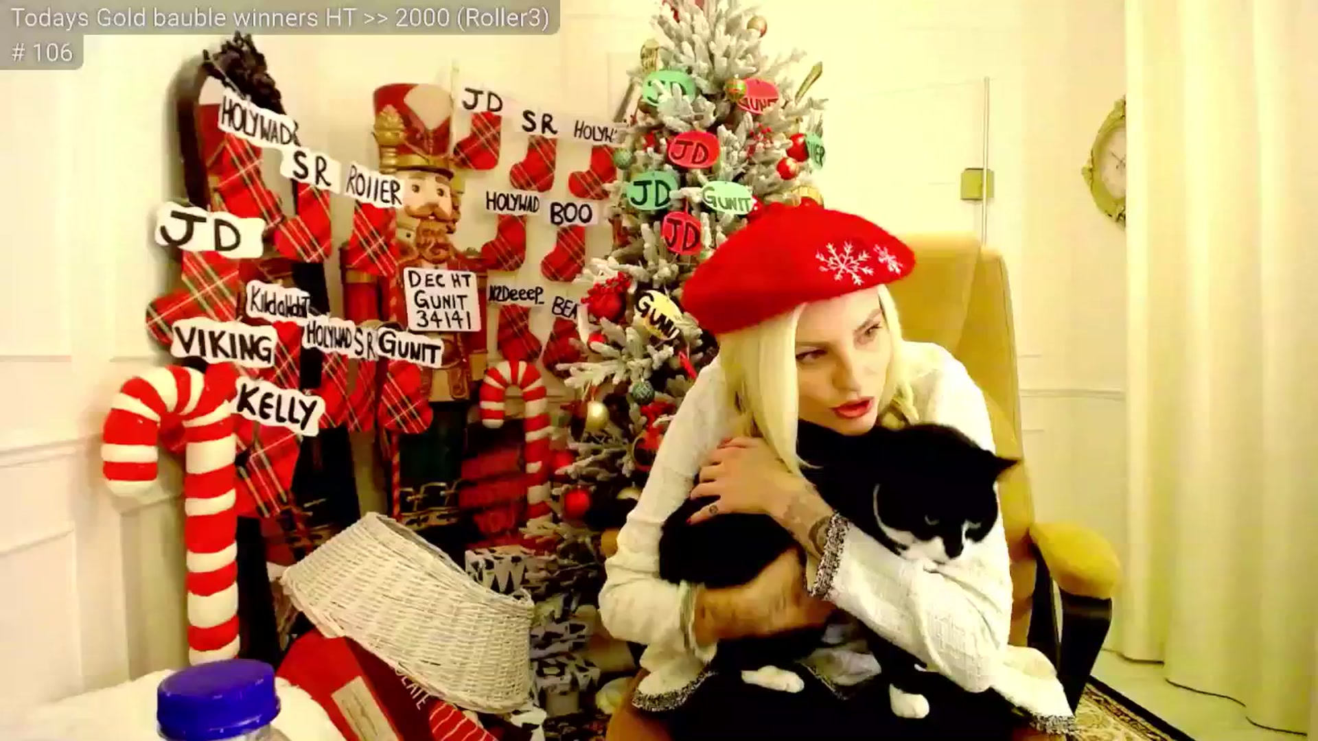 Gallery image thumbnail from JingleK3lls's myfreecams stream on, 12/23/2025, 24:26 image 10 of 20