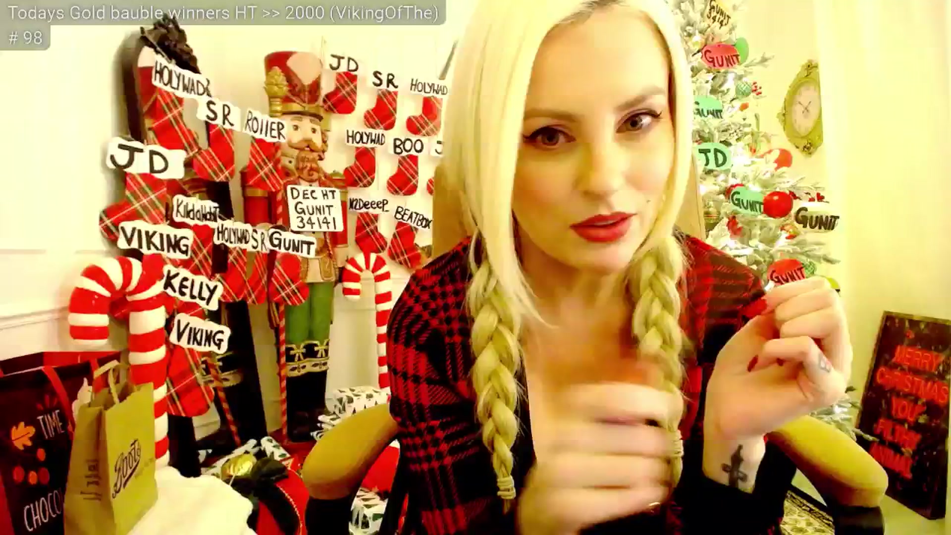 Gallery image thumbnail from JingleK3lls's myfreecams stream on, 12/23/2025, 23:36 image 11 of 20