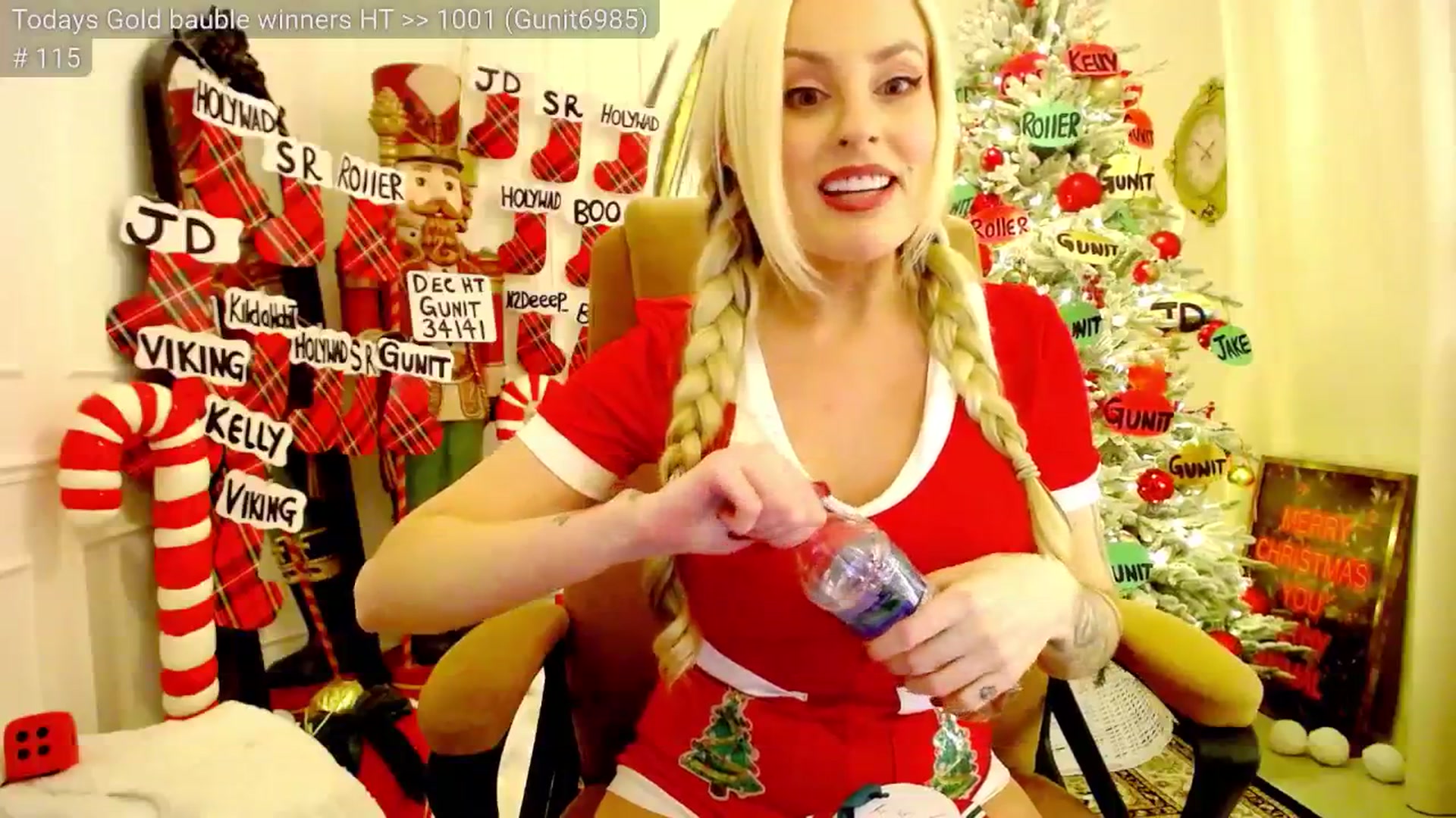 Gallery image thumbnail from JingleK3lls's myfreecams stream on, 12/28/2025, 02:04 image 6 of 20