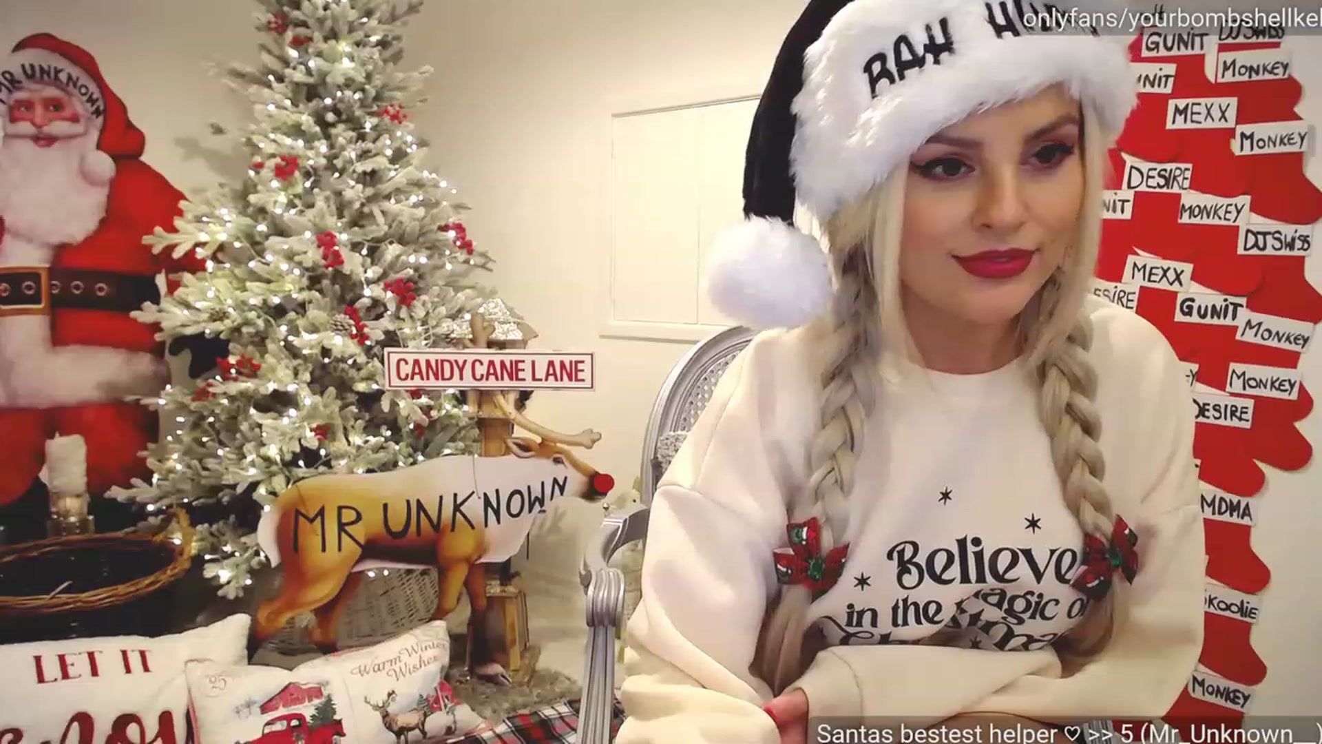 Gallery image thumbnail from JingleKells's myfreecams stream on, 12/04/2022, 20:58 image 8 of 20
