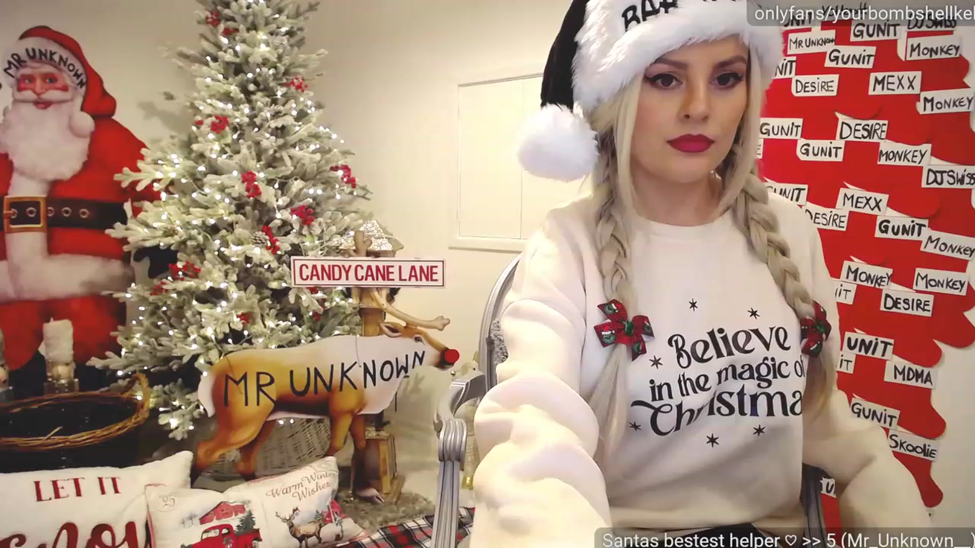 Gallery image thumbnail from JingleKells's myfreecams stream on, 12/04/2022, 20:58 image 7 of 20