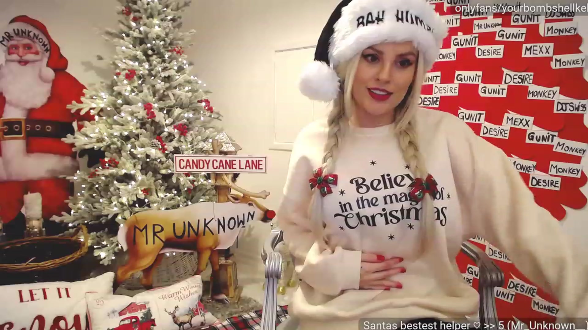 Gallery image thumbnail from JingleKells's myfreecams stream on, 12/04/2022, 20:58 image 14 of 20