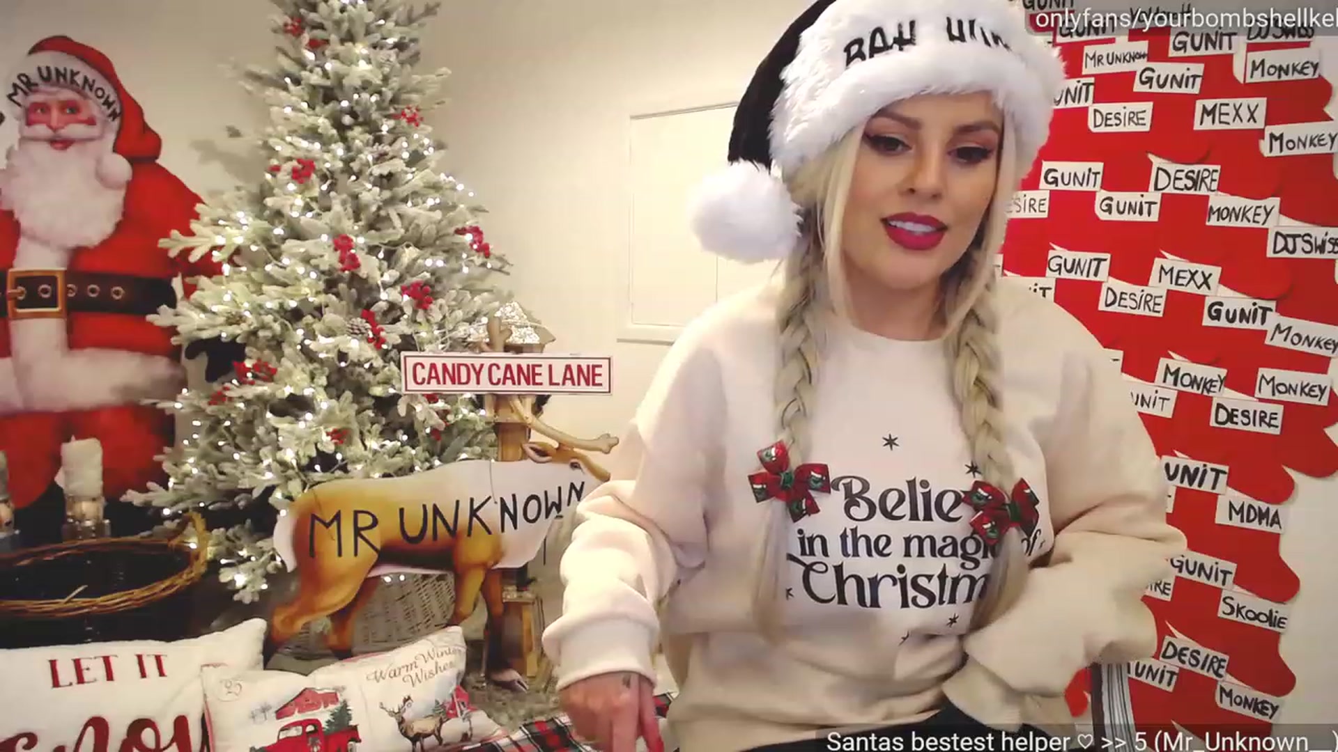 Gallery image thumbnail from JingleKells's myfreecams stream on, 12/04/2022, 20:58 image 3 of 20