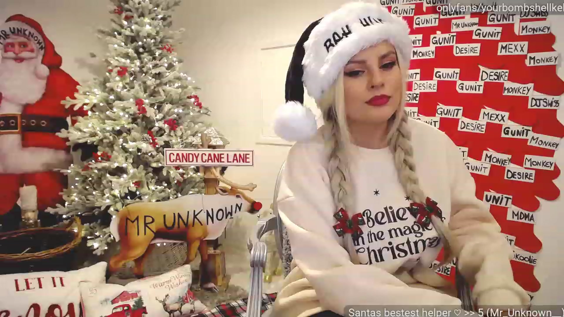 Gallery image thumbnail from JingleKells's myfreecams stream on, 12/04/2022, 20:58 image 9 of 20
