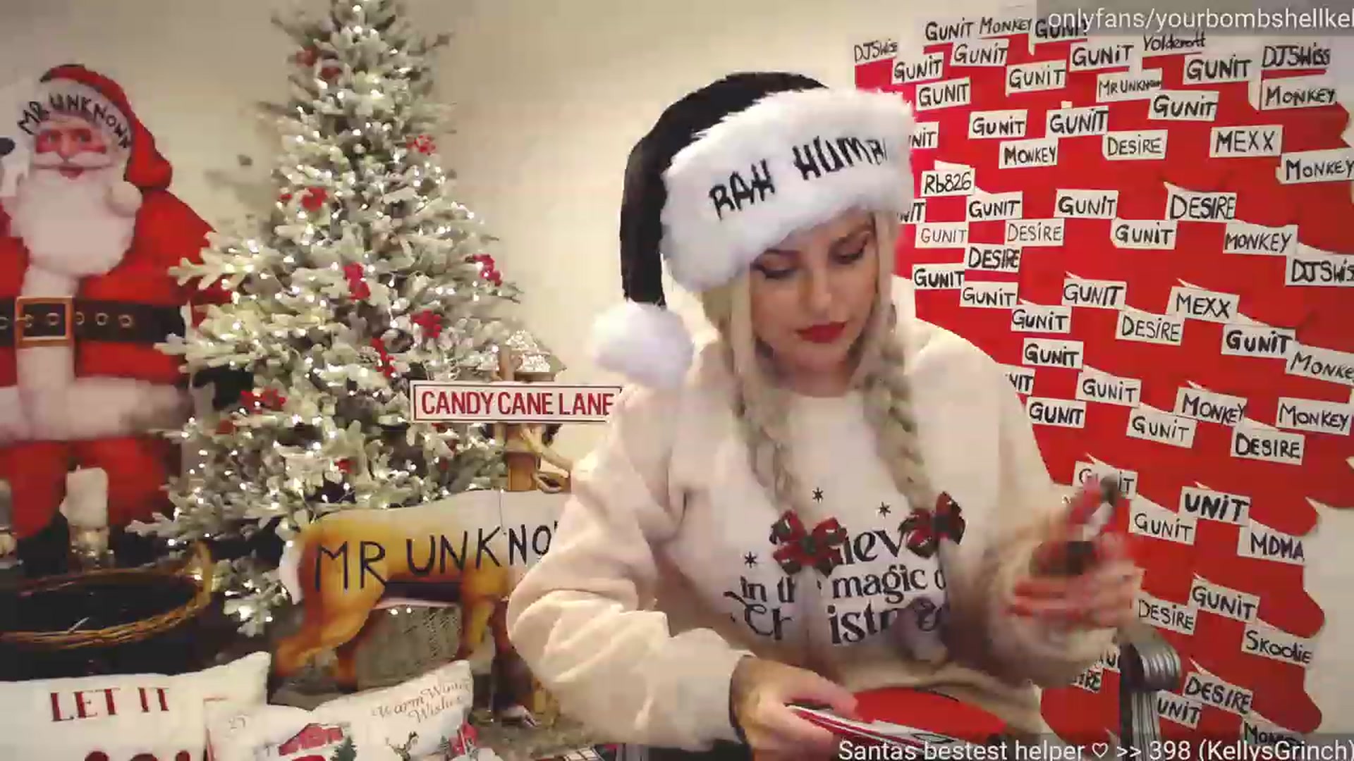 Gallery image thumbnail from JingleKells's myfreecams stream on, 12/04/2022, 22:44 image 2 of 20