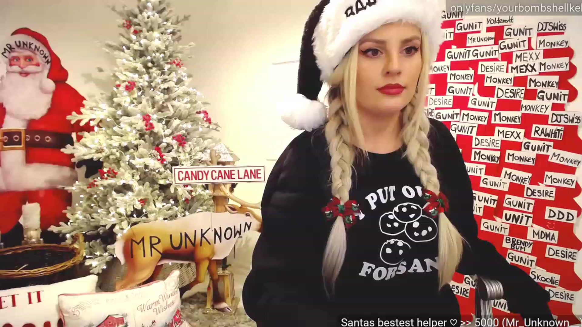 Gallery image thumbnail from JingleKells's myfreecams stream on, 12/08/2022, 24:31 image 20 of 20