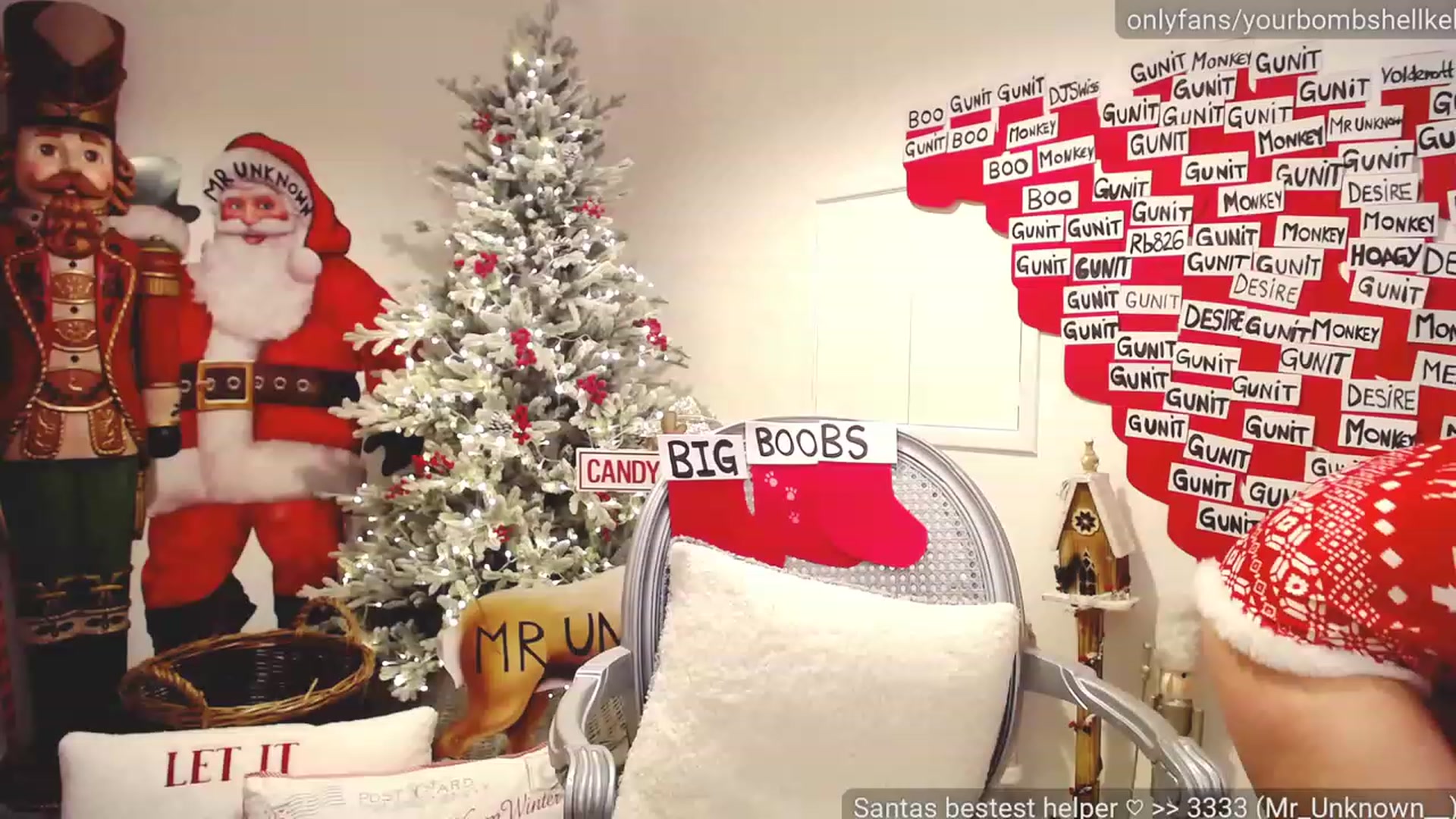 Gallery image thumbnail from JingleKells's myfreecams stream on, 12/16/2022, 22:27 image 3 of 20