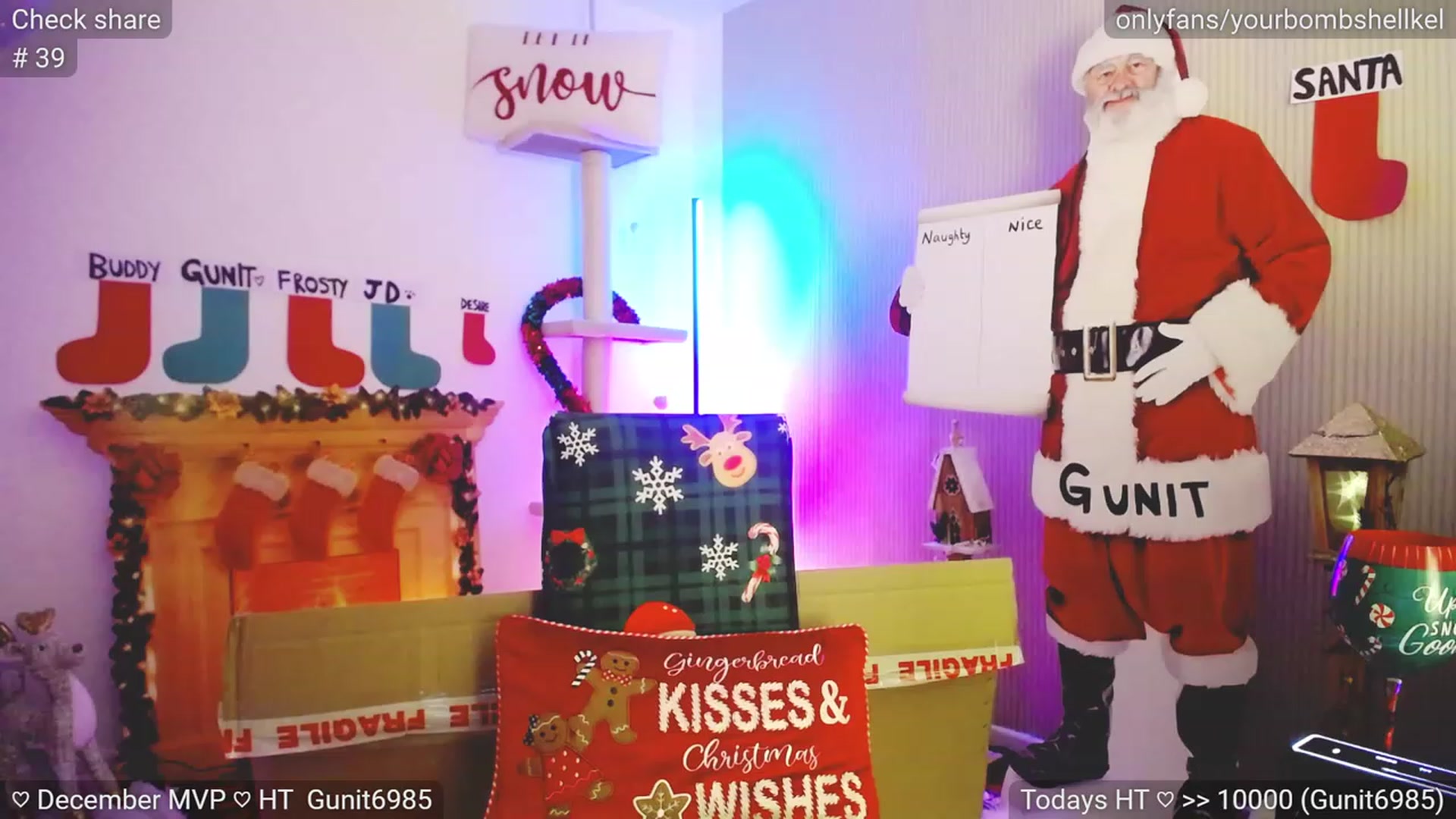Gallery image thumbnail from JingleKells's myfreecams stream on, 12/03/2023, 02:46 image 3 of 20