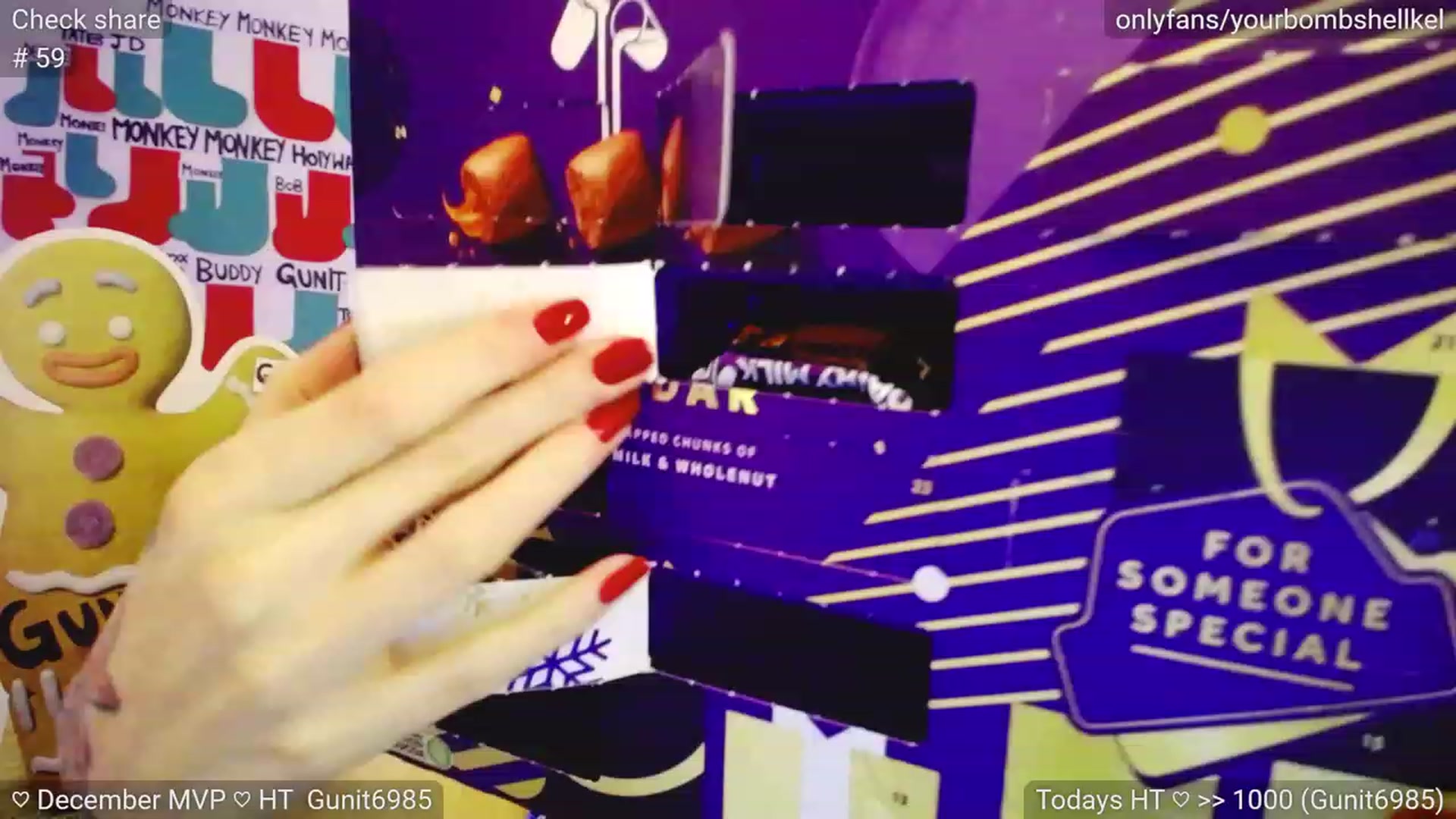 Gallery image thumbnail from JingleKells's myfreecams stream on, 12/13/2023, 24:32 image 12 of 20