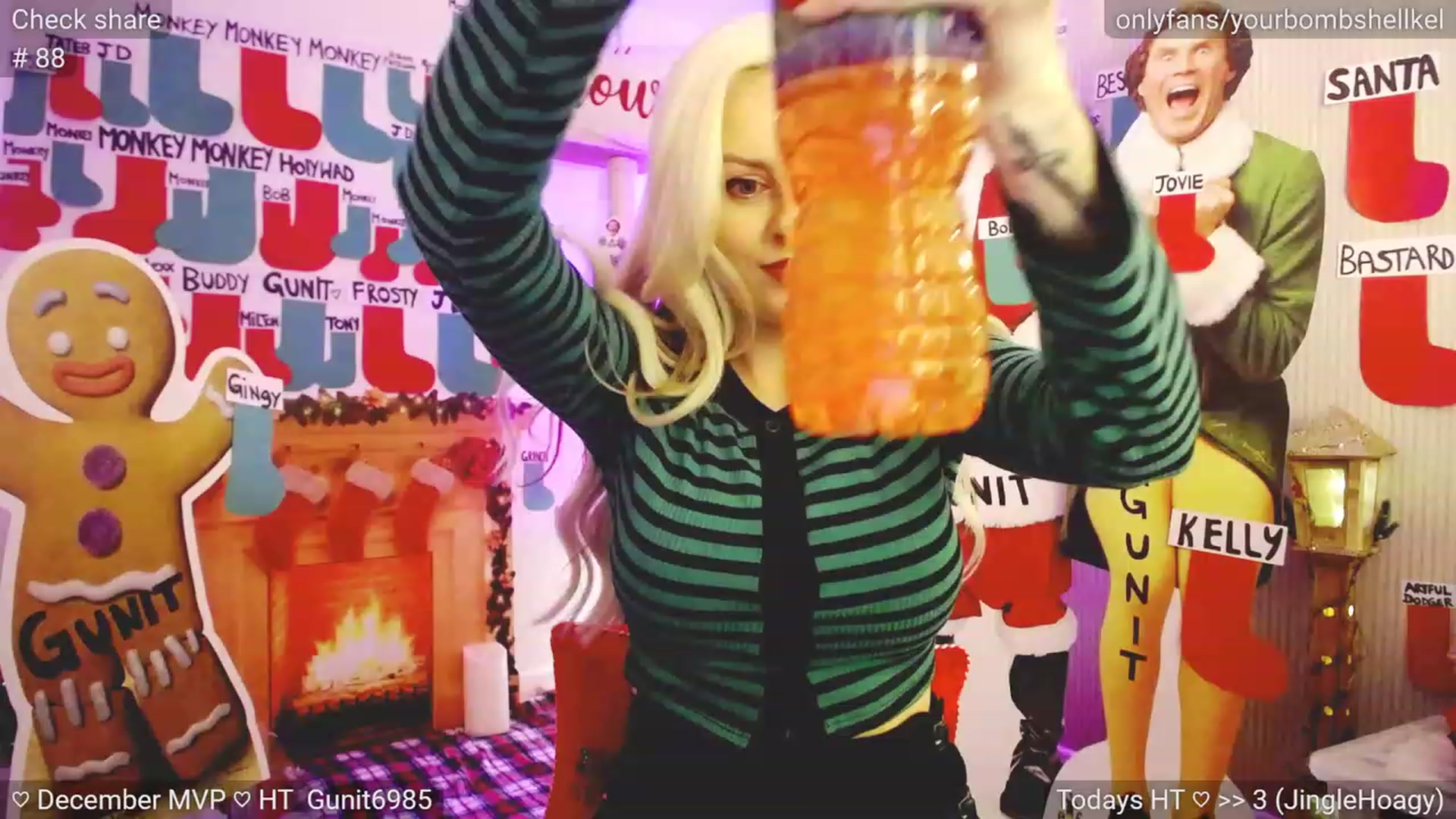 Gallery image thumbnail from JingleKells's myfreecams stream on, 12/21/2023, 22:38 image 5 of 20