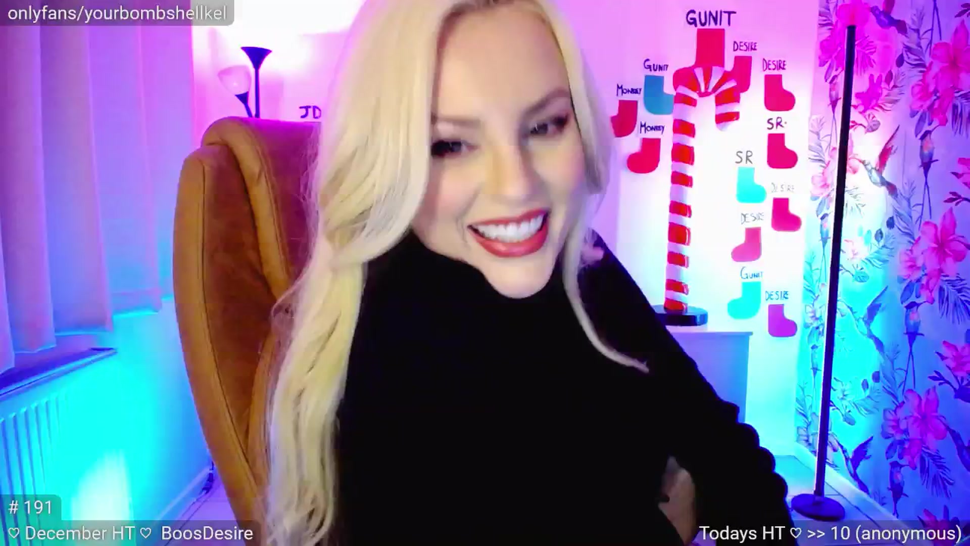 Gallery image thumbnail from JingleKells's myfreecams stream on, 12/10/2024, 24:01 image 20 of 20