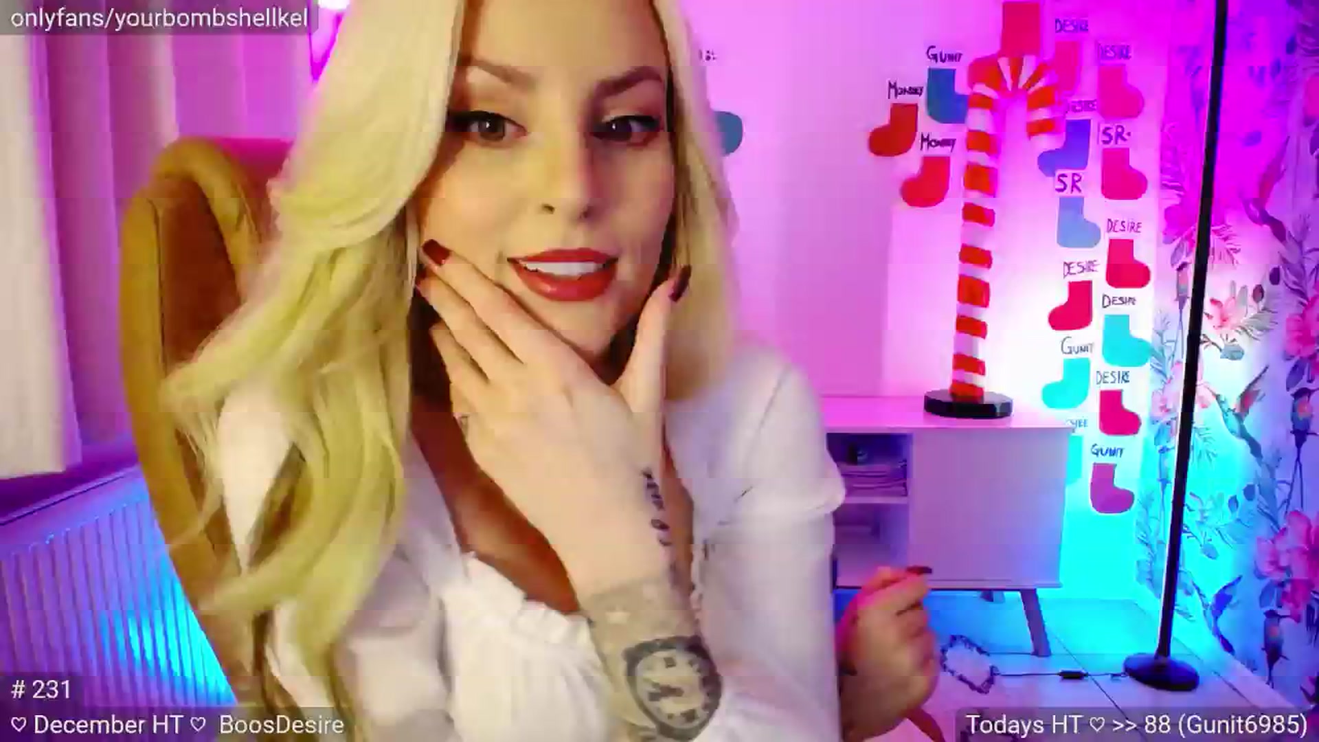 Gallery image thumbnail from JingleKells's myfreecams stream on, 12/12/2024, 21:59 image 20 of 20