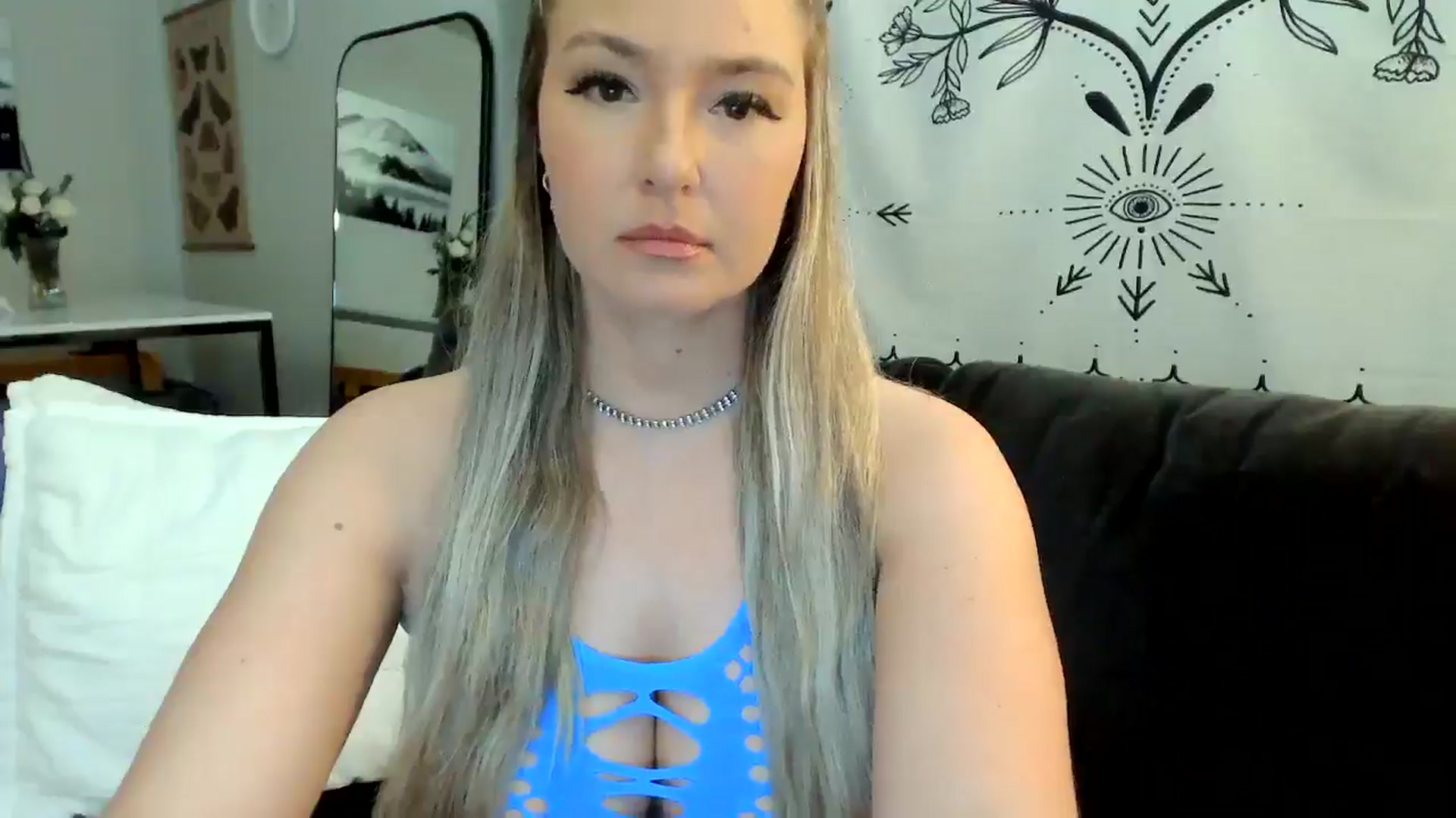 Gallery image thumbnail from JinnaWhite's myfreecams stream on, 04/30/2024, 03:15 image 7 of 20