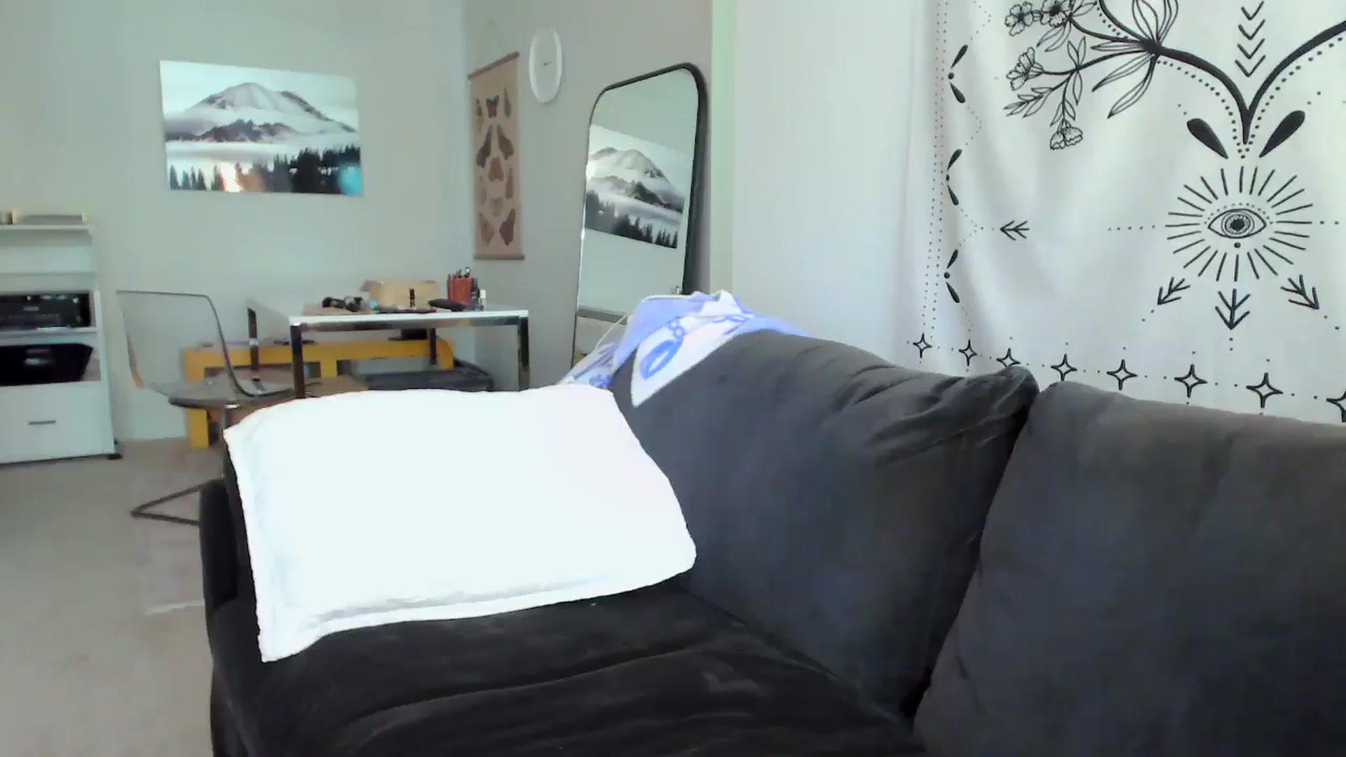Gallery image thumbnail from JinnaWhite's myfreecams stream on, 05/13/2024, 24:00 image 14 of 20