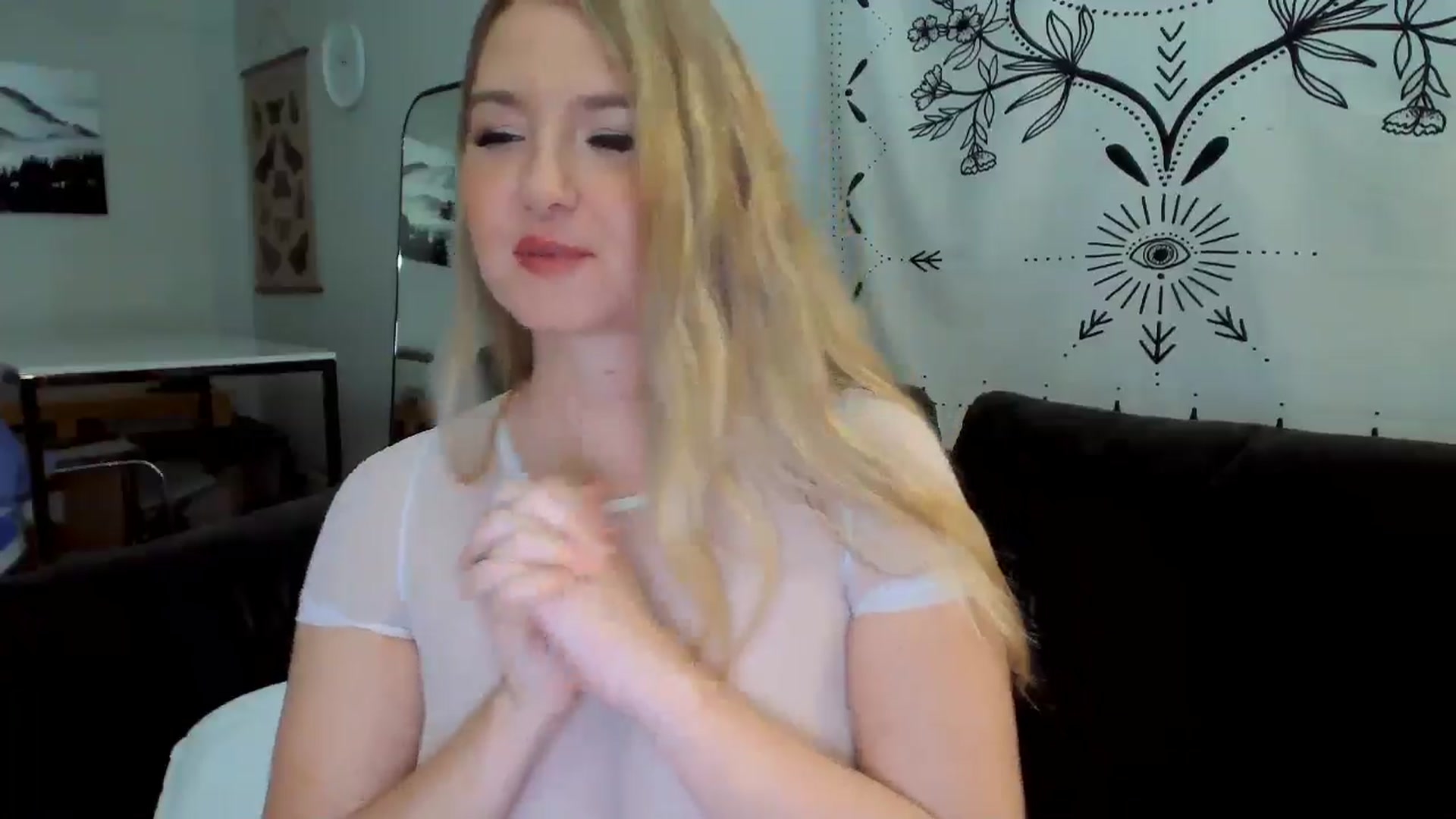Gallery image thumbnail from JinnaWhite's myfreecams stream on, 05/27/2024, 05:06 image 14 of 20