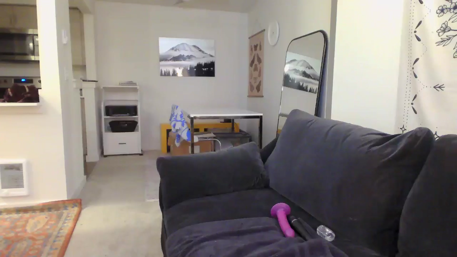 Gallery image thumbnail from JinnaWhite's myfreecams stream on, 06/05/2024, 05:59 image 2 of 20