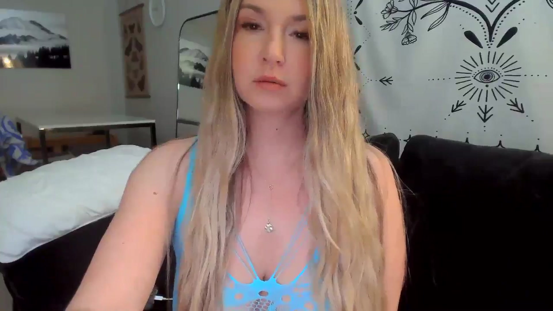 Gallery image thumbnail from JinnaWhite's myfreecams stream on, 06/06/2024, 06:58 image 14 of 20