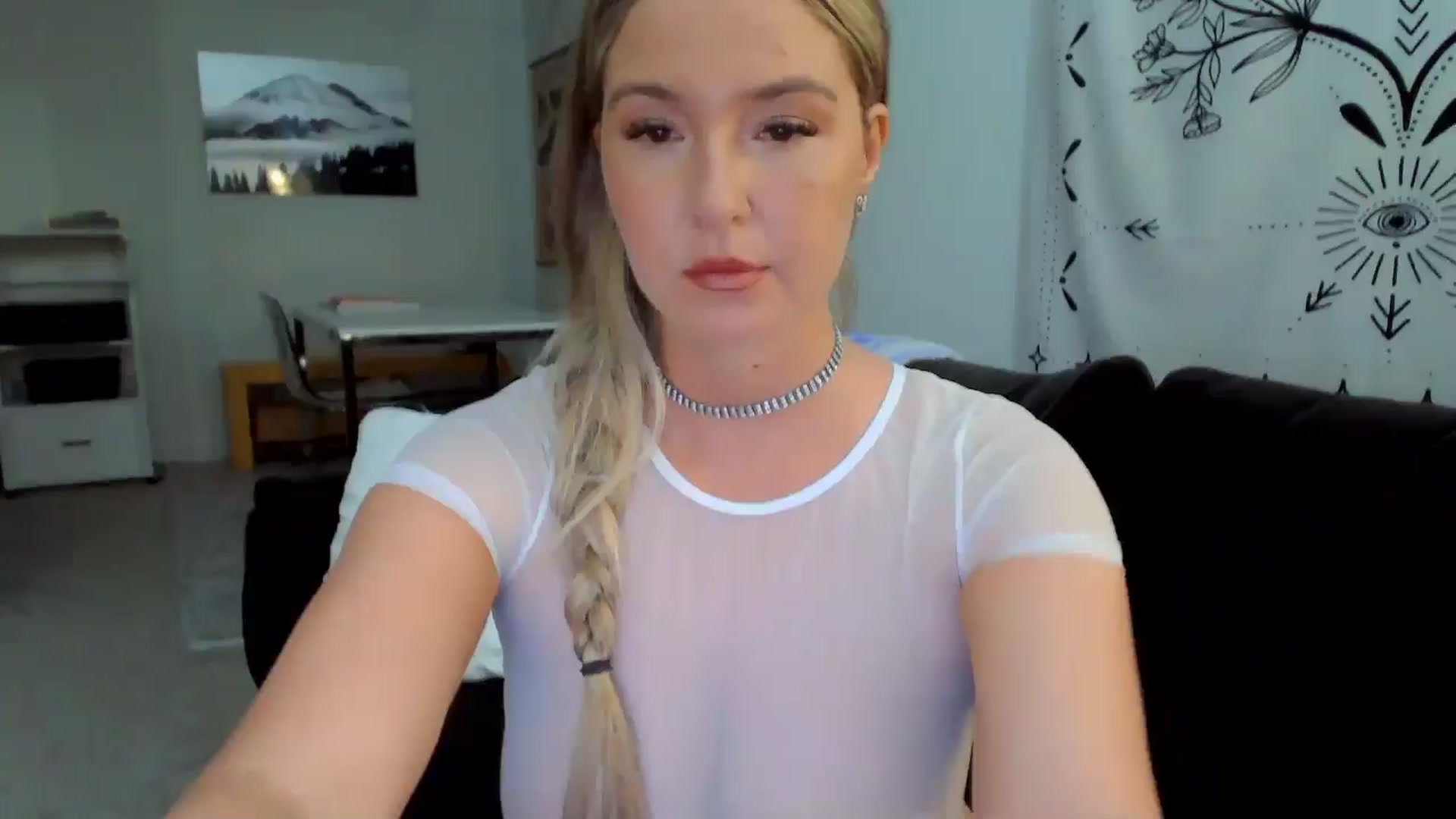 Gallery image thumbnail from JinnaWhite's myfreecams stream on, 06/10/2024, 04:03 image 1 of 20
