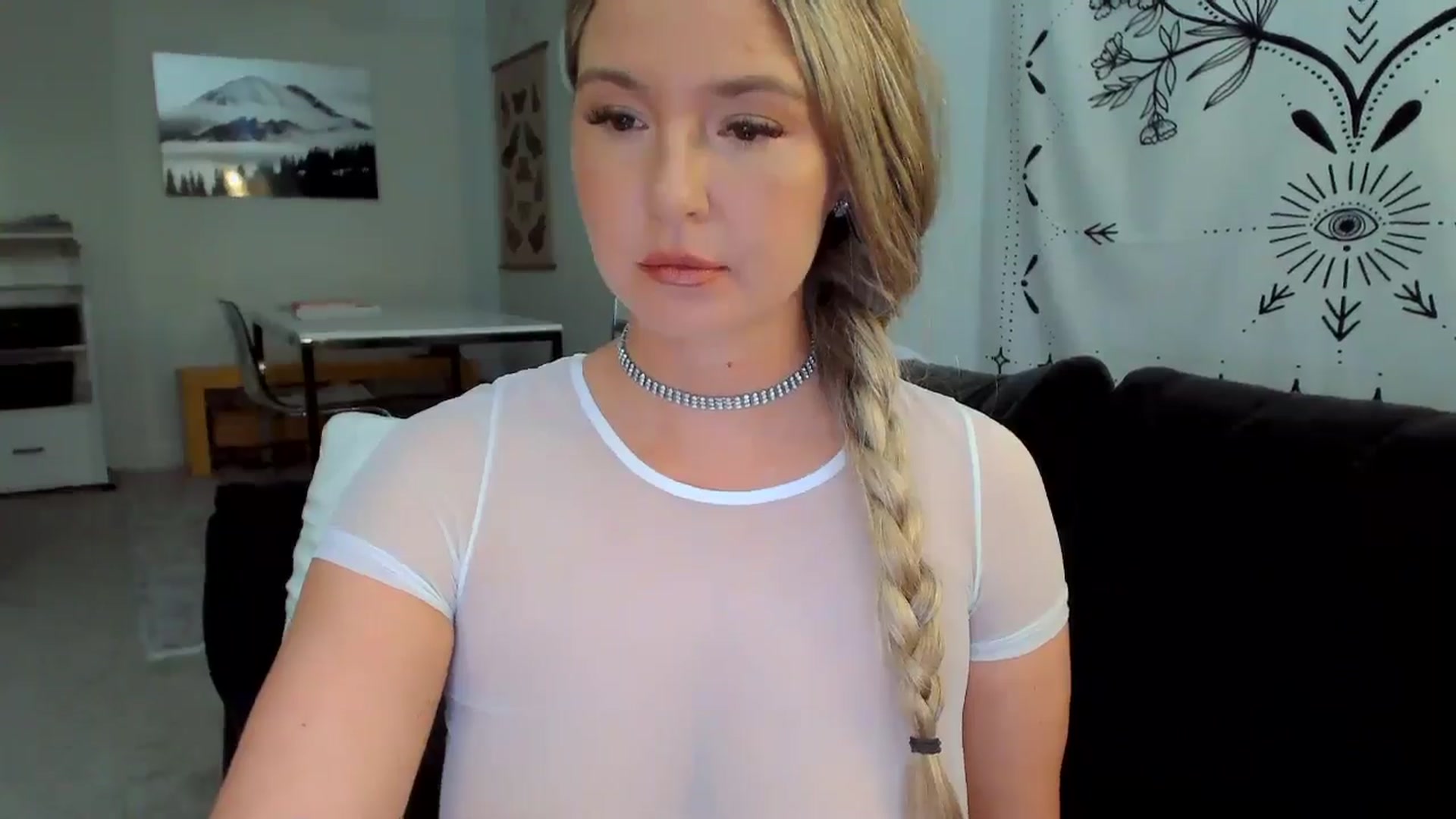 Gallery image thumbnail from JinnaWhite's myfreecams stream on, 06/10/2024, 04:03 image 2 of 20