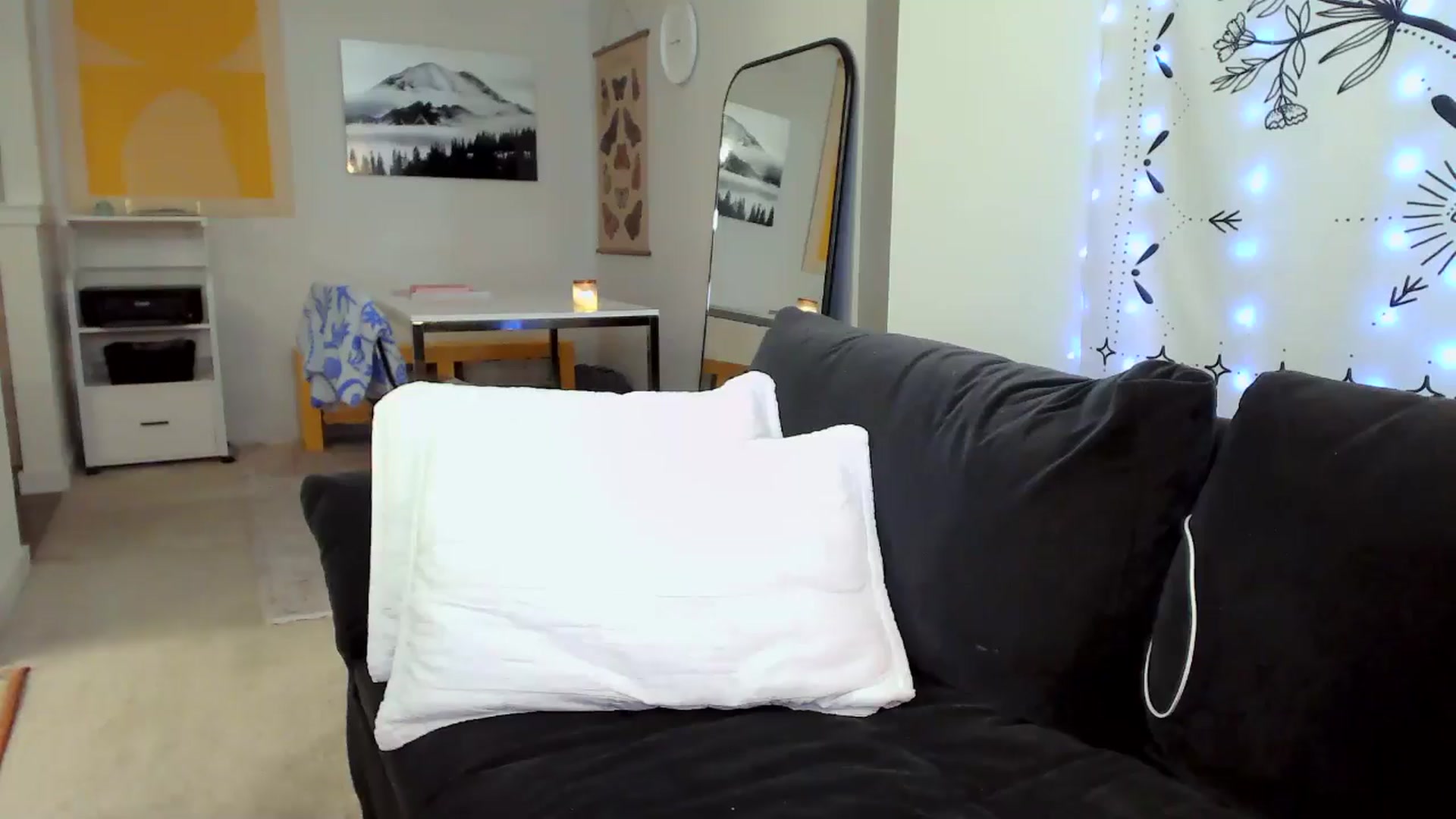 Gallery image thumbnail from JinnaWhite's myfreecams stream on, 06/26/2024, 03:52 image 19 of 20