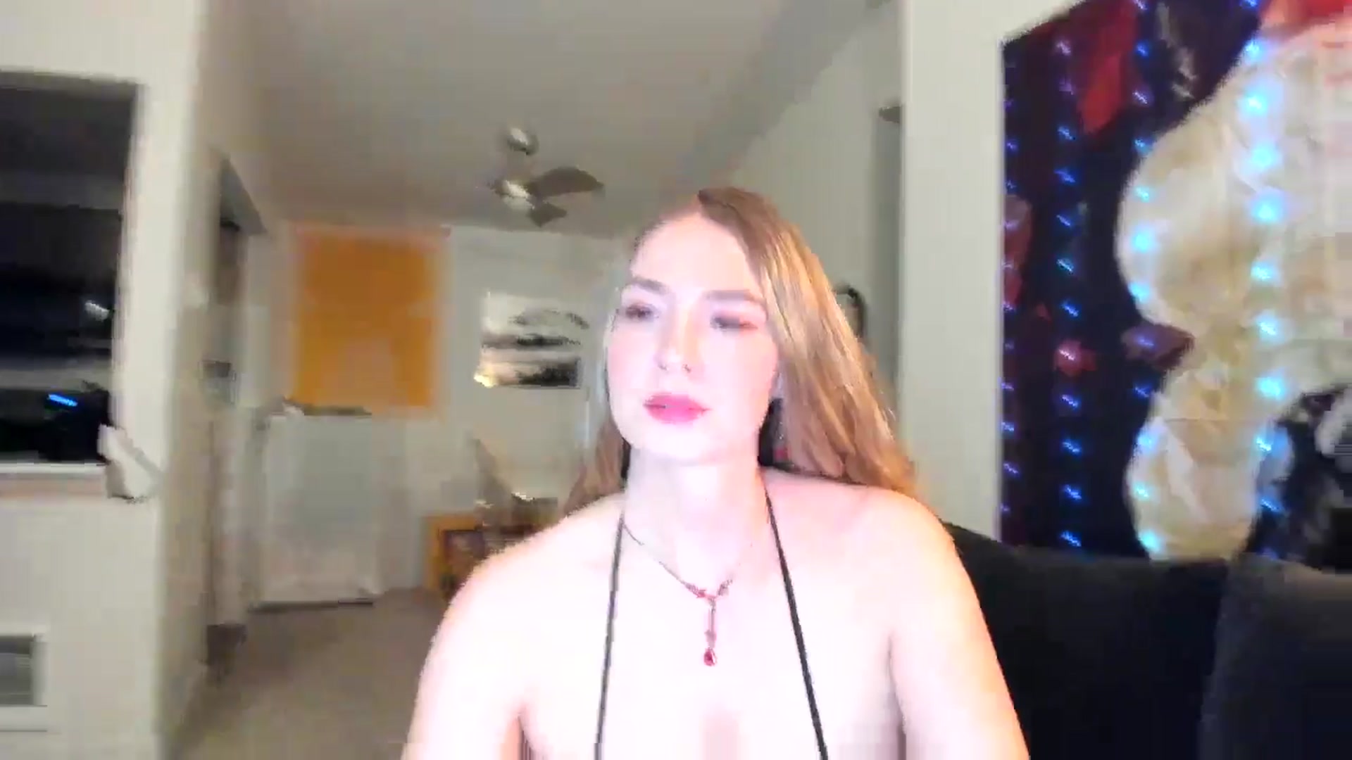 Gallery image thumbnail from JinnaWhite's myfreecams stream on, 10/21/2024, 04:01 image 14 of 20