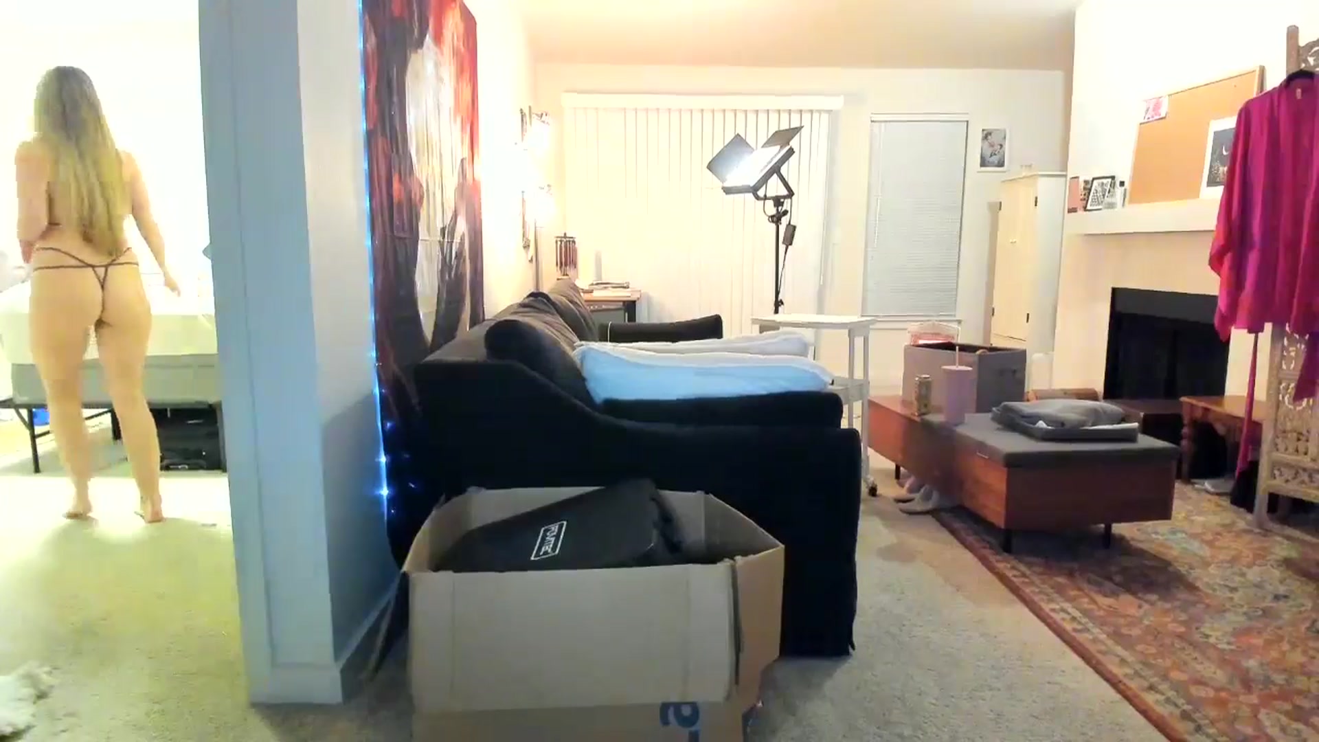 Gallery image thumbnail from JinnaWhite's myfreecams stream on, 10/27/2024, 03:17 image 14 of 20