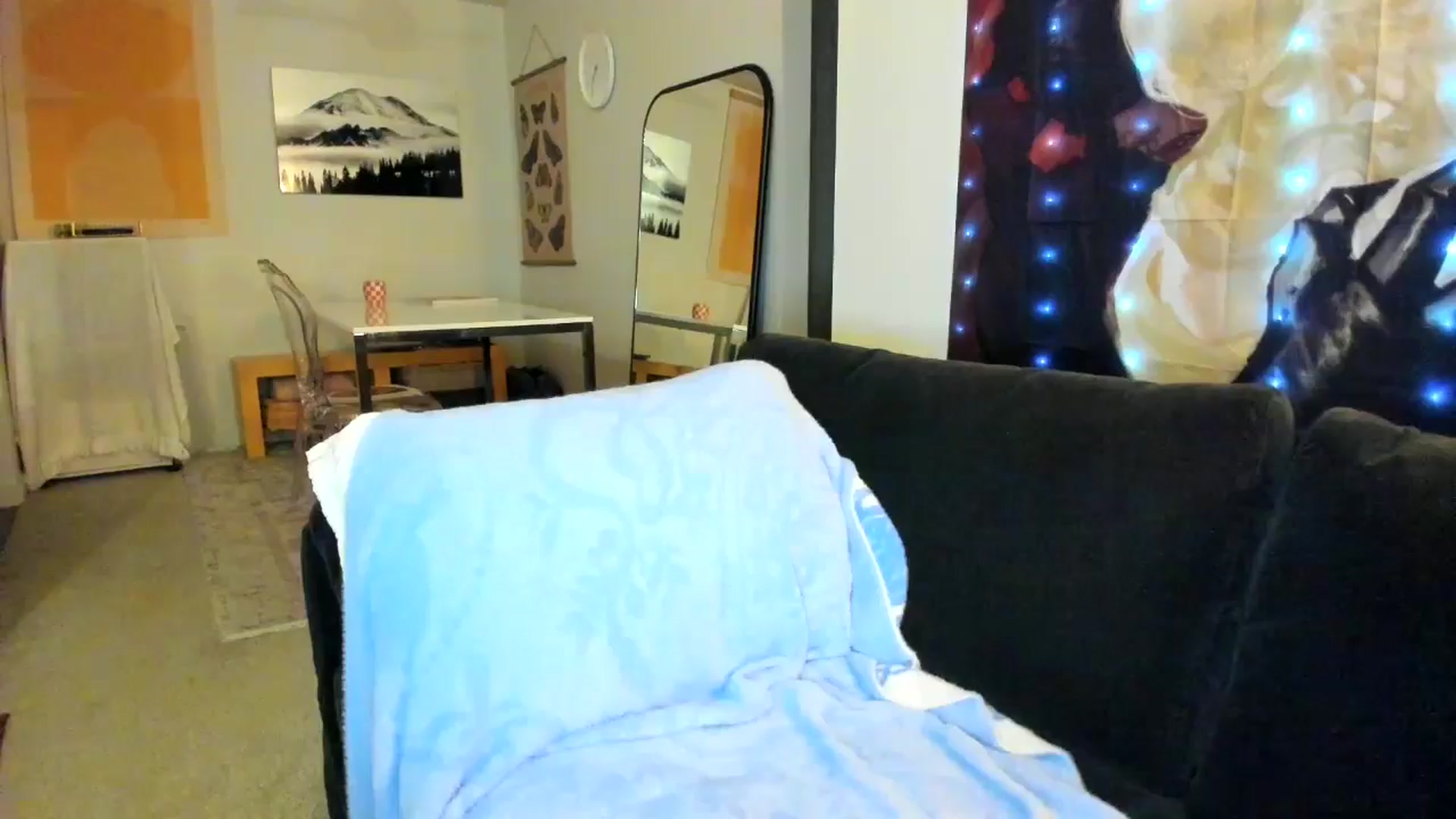 Gallery image thumbnail from JinnaWhite's myfreecams stream on, 11/03/2024, 04:38 image 1 of 20
