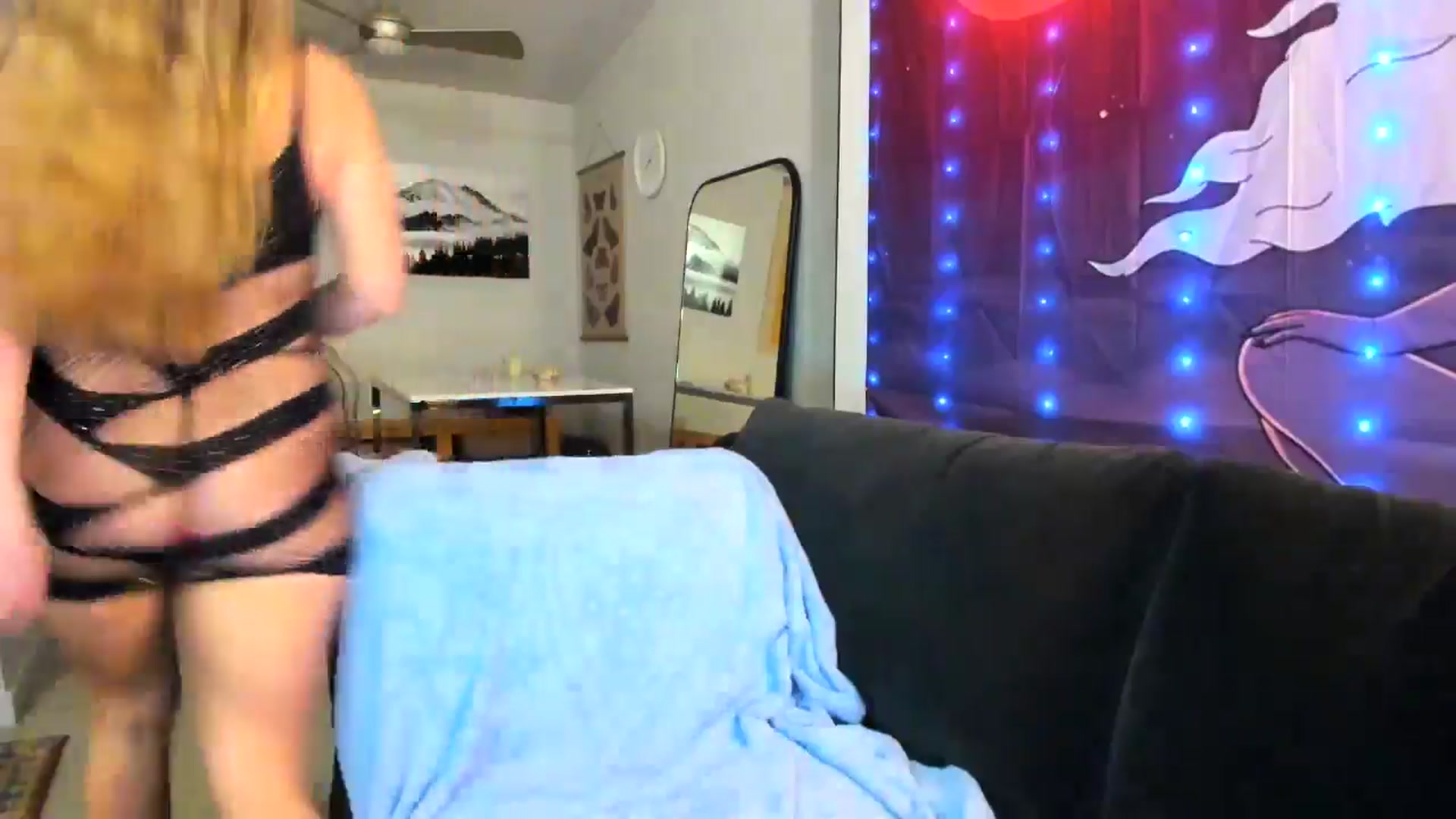 Gallery image thumbnail from JinnaWhite's myfreecams stream on, 12/02/2024, 03:17 image 12 of 20