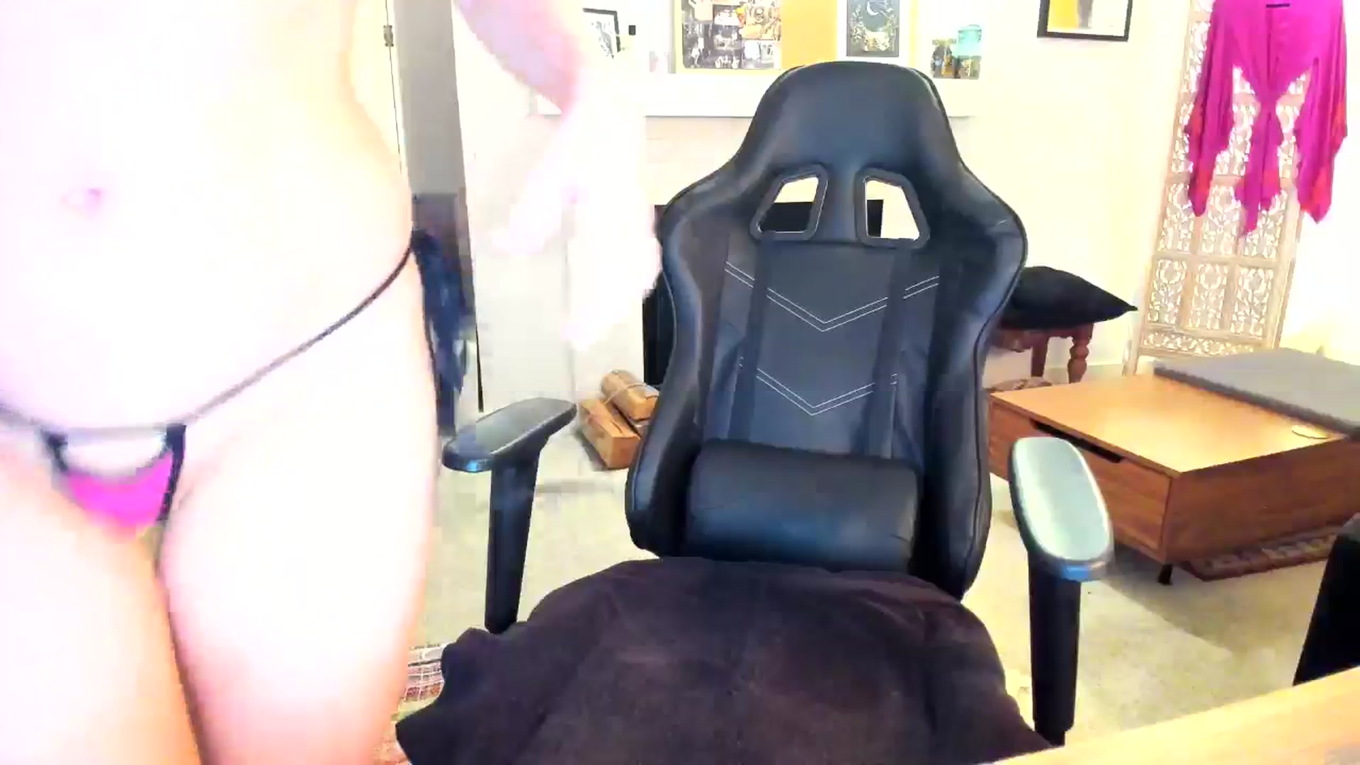 Gallery image thumbnail from JinnaWhite's myfreecams stream on, 01/12/2025, 03:36 image 6 of 20