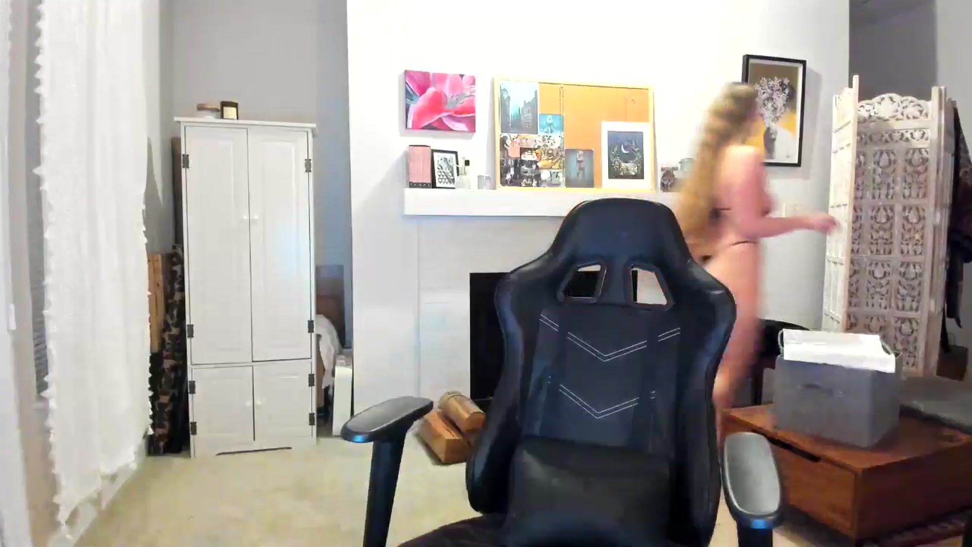 Gallery image thumbnail from JinnaWhite's myfreecams stream on, 01/25/2025, 05:15 image 7 of 20