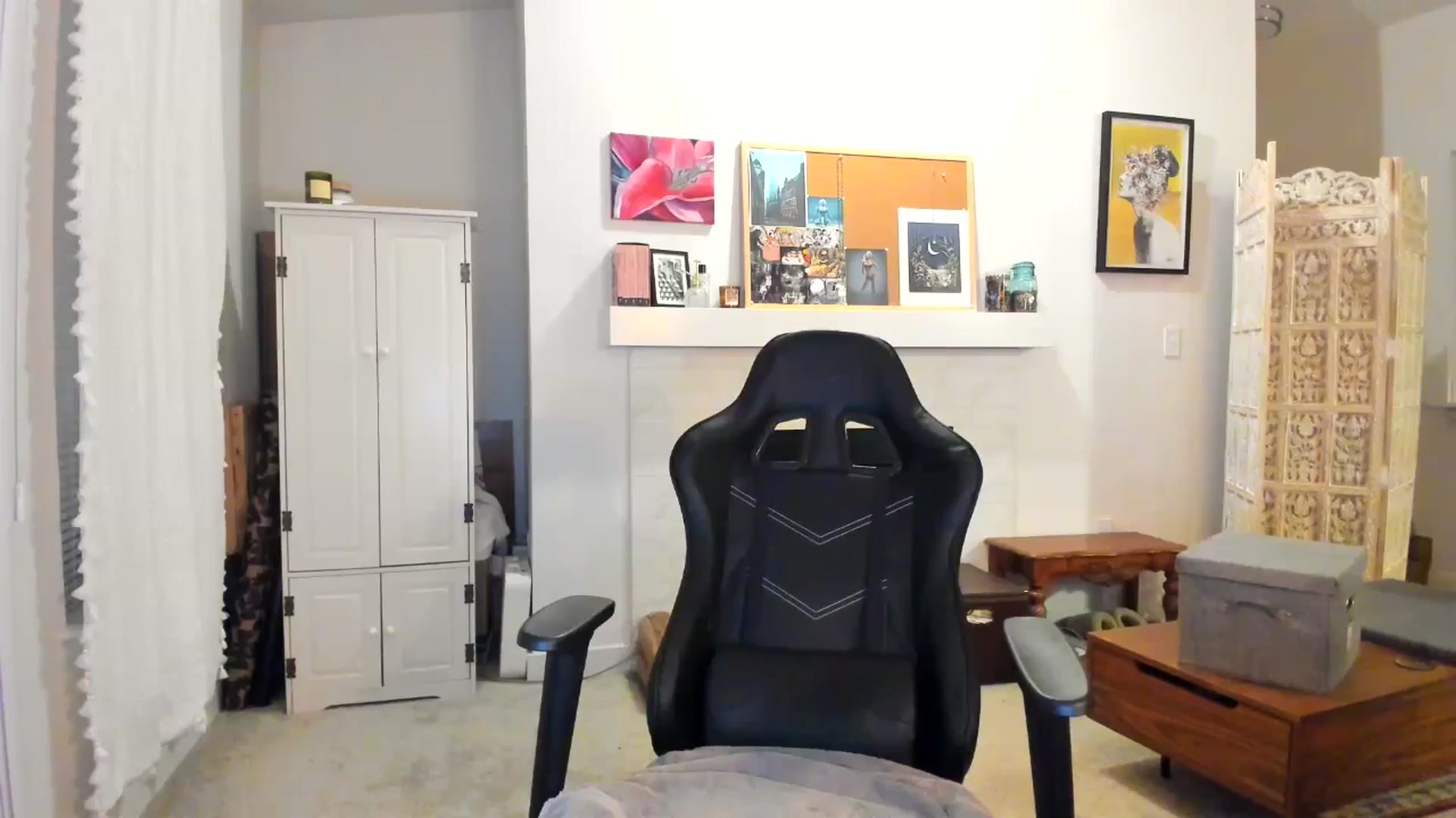 Gallery image thumbnail from JinnaWhite's myfreecams stream on, 02/07/2025, 06:57 image 14 of 20