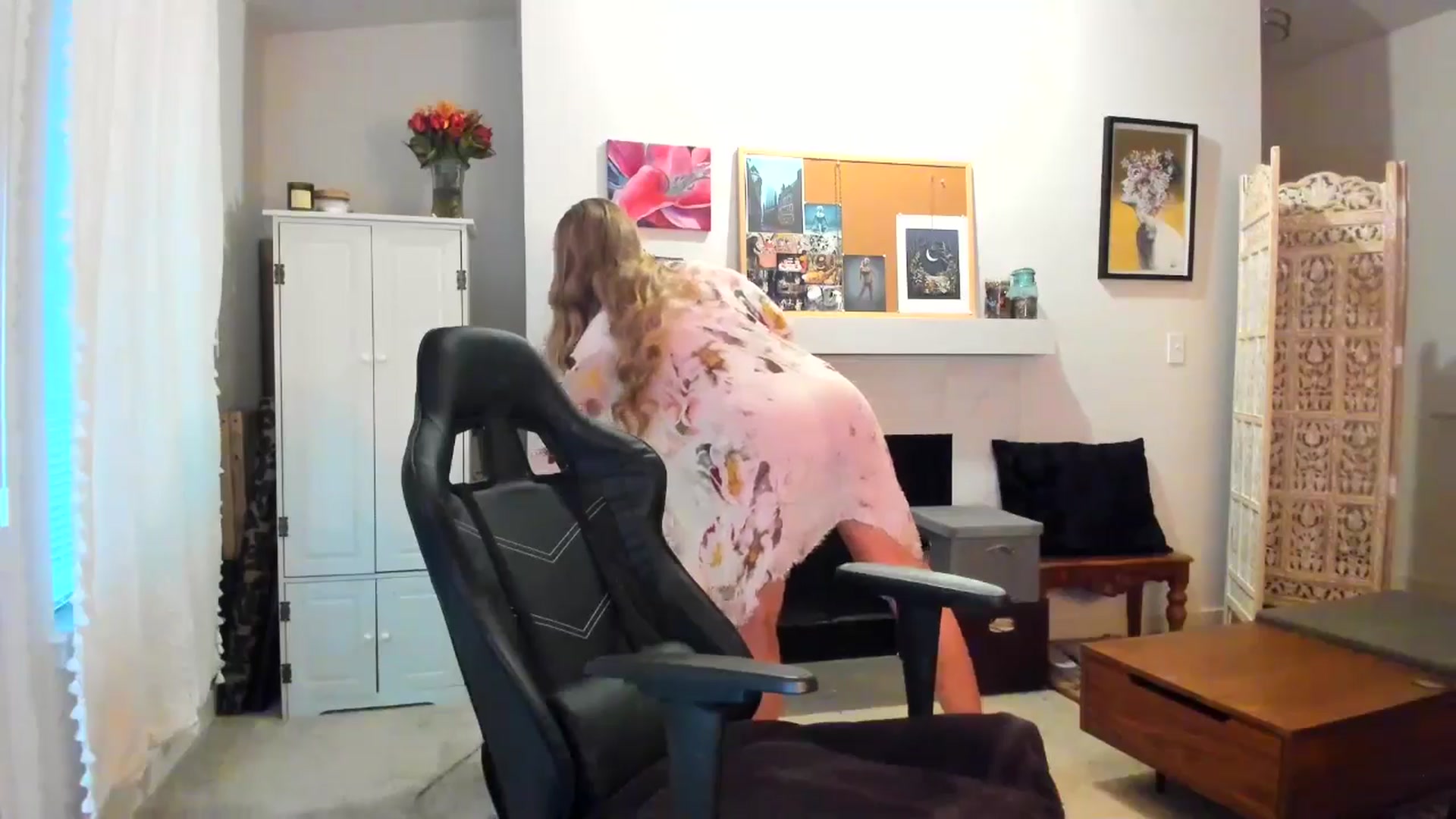 Gallery image thumbnail from JinnaWhite's myfreecams stream on, 02/22/2025, 21:26 image 5 of 20