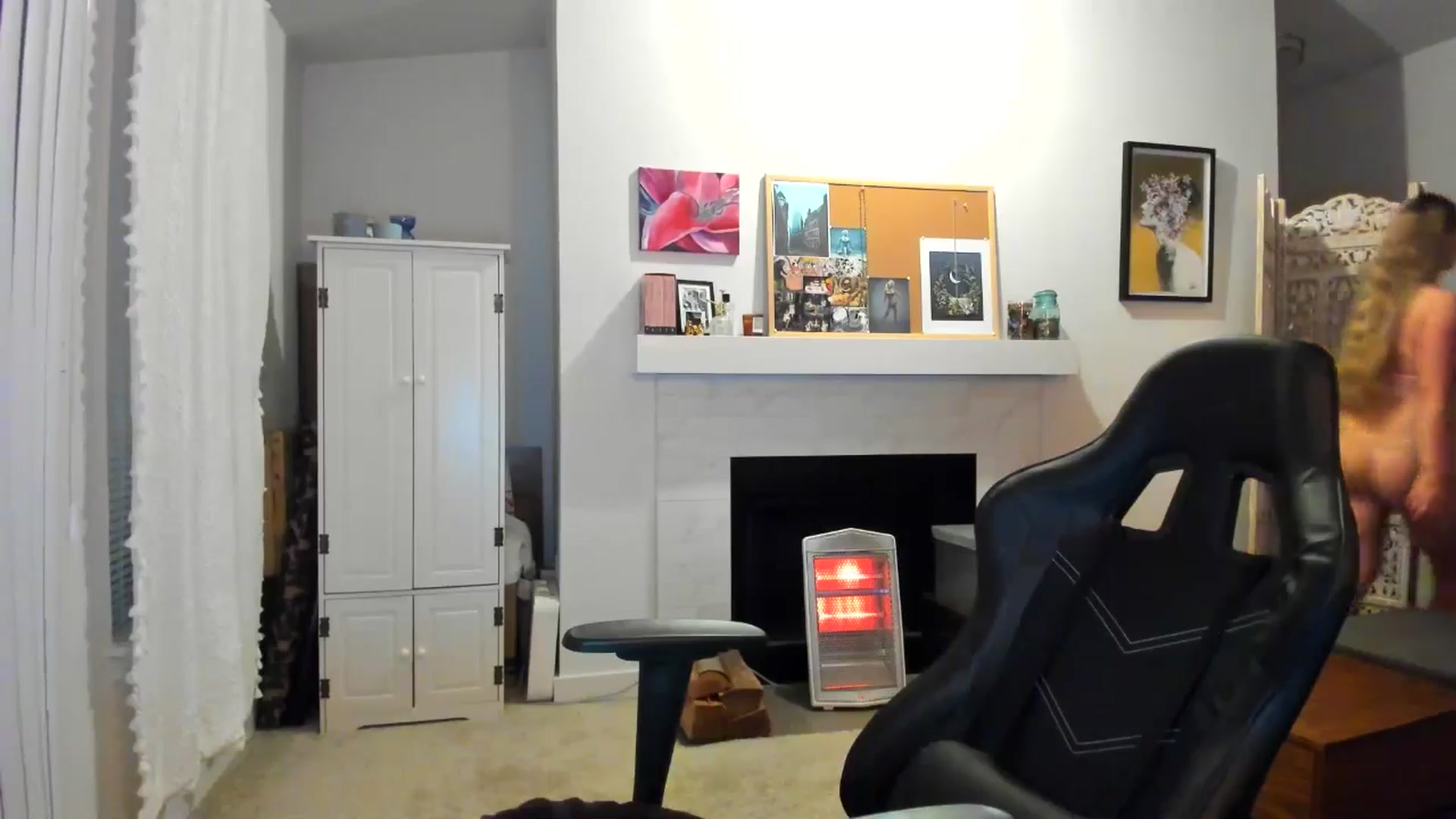 Gallery image thumbnail from JinnaWhite's myfreecams stream on, 03/13/2025, 02:24 image 19 of 20
