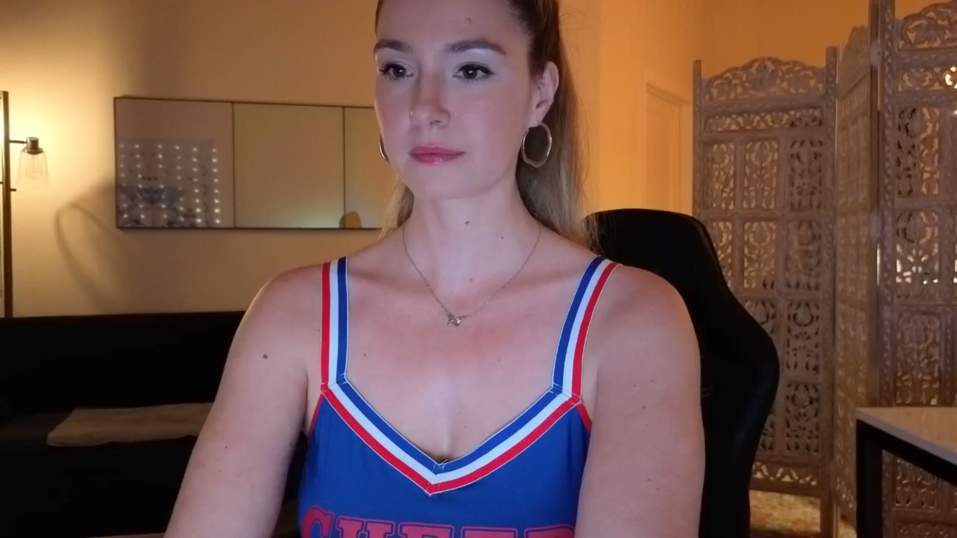 Gallery image thumbnail from JinnaWhite's myfreecams stream on, 09/13/2025, 03:40 image 9 of 20