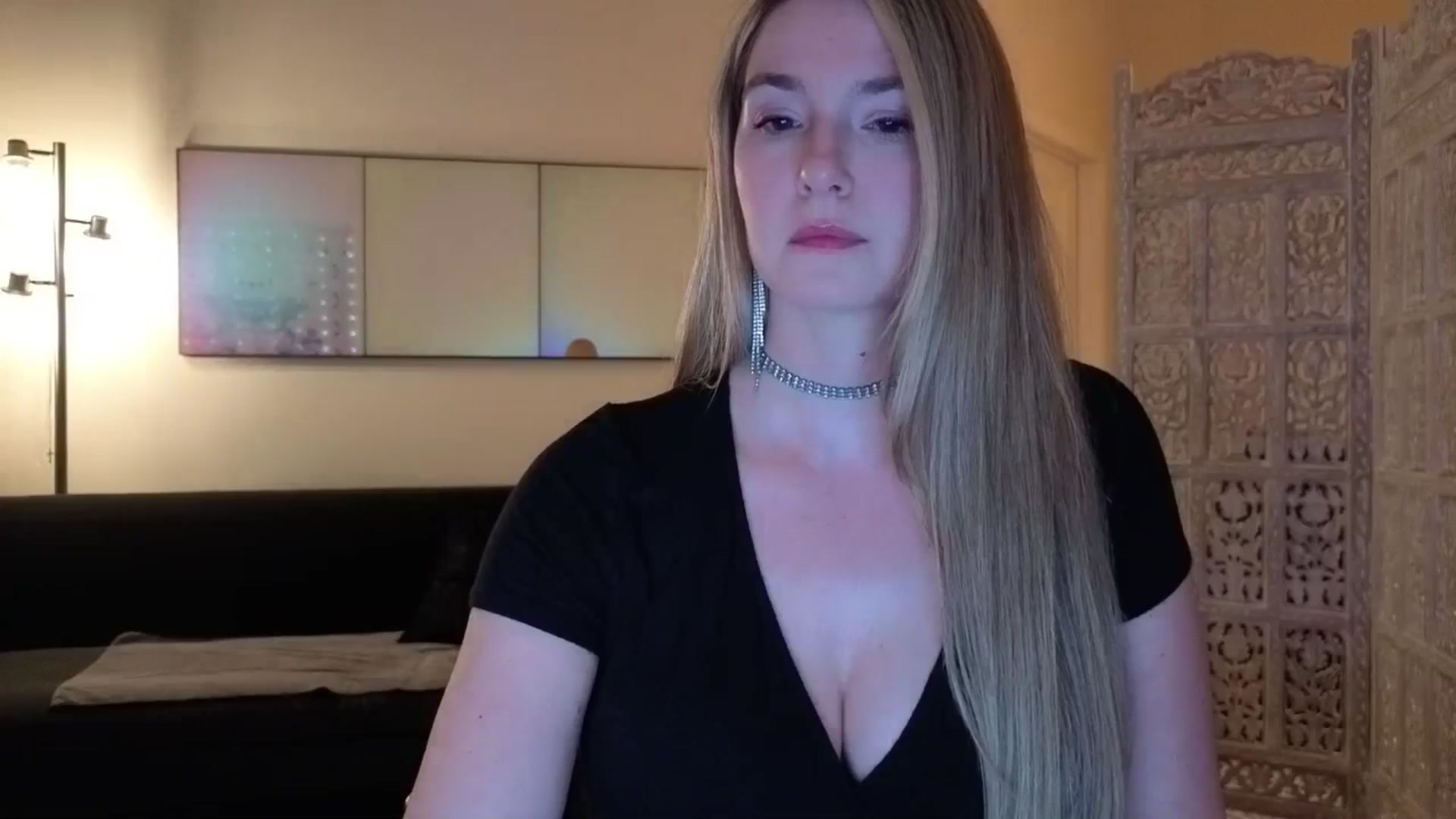 Gallery image thumbnail from JinnaWhite's myfreecams stream on, 10/08/2025, 03:58 image 5 of 20