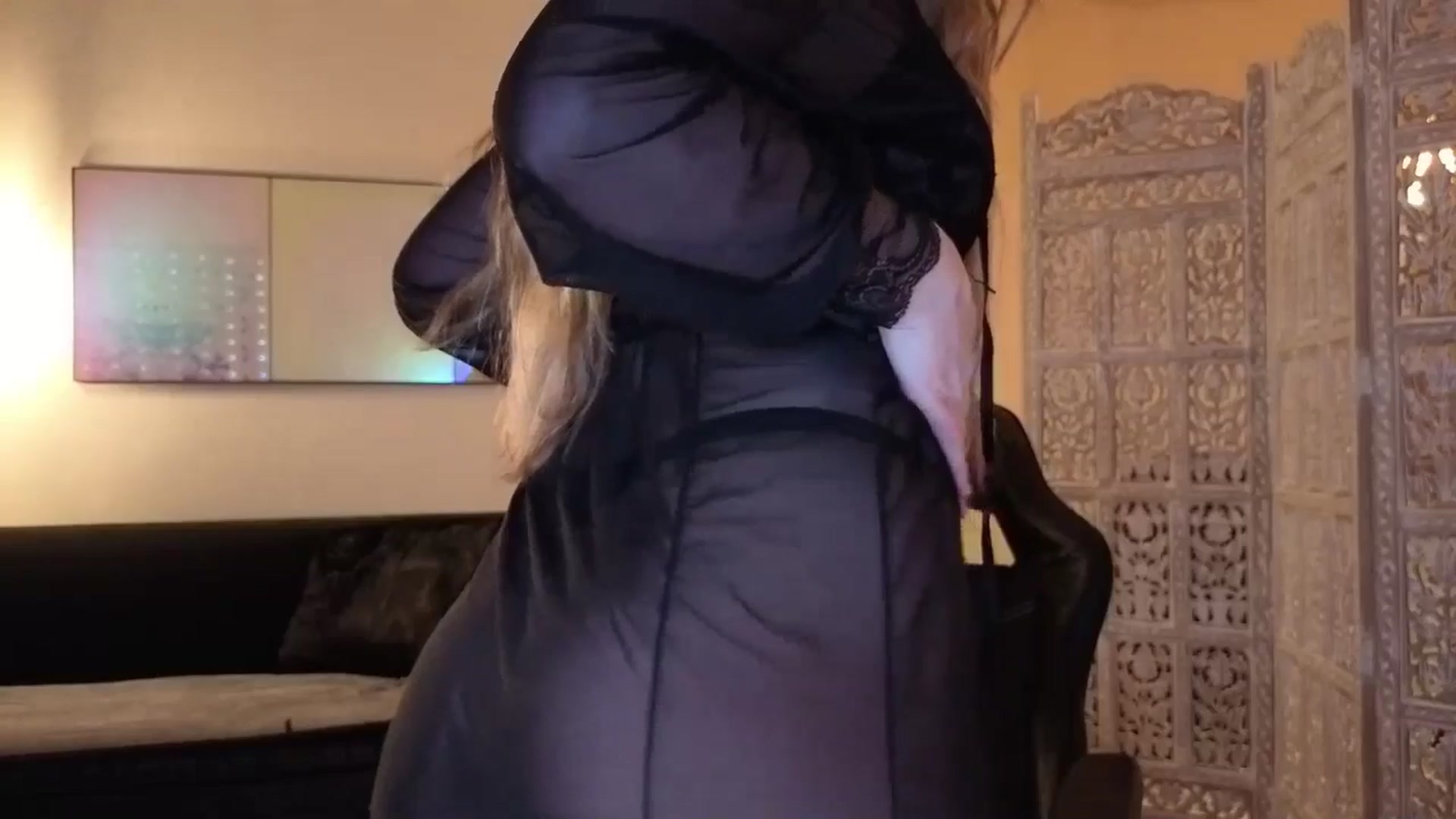 Gallery image thumbnail from JinnaWhite's myfreecams stream on, 10/17/2025, 02:38 image 13 of 20