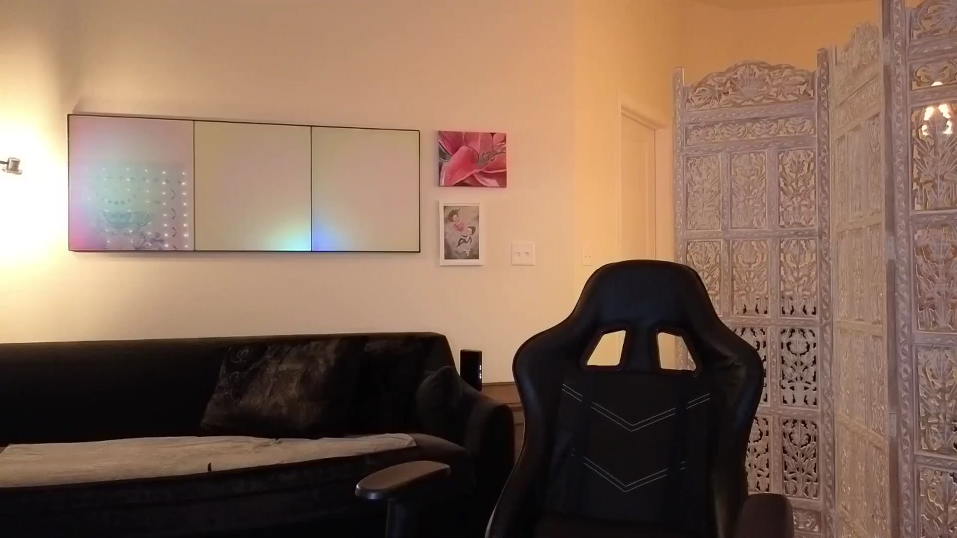 Gallery image thumbnail from JinnaWhite's myfreecams stream on, 10/17/2025, 02:38 image 2 of 20