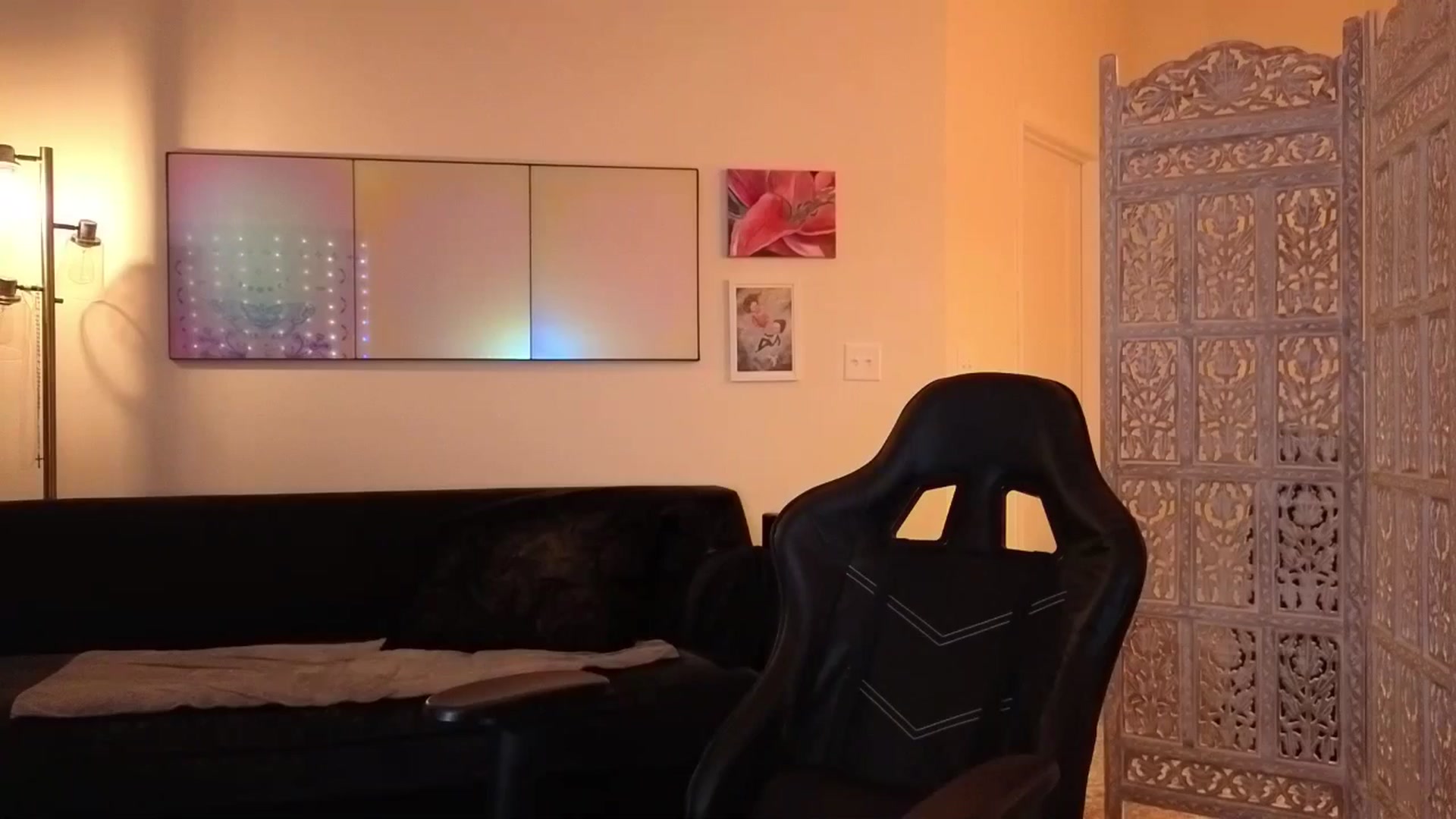 Gallery image thumbnail from JinnaWhite's myfreecams stream on, 10/25/2025, 03:24 image 4 of 20