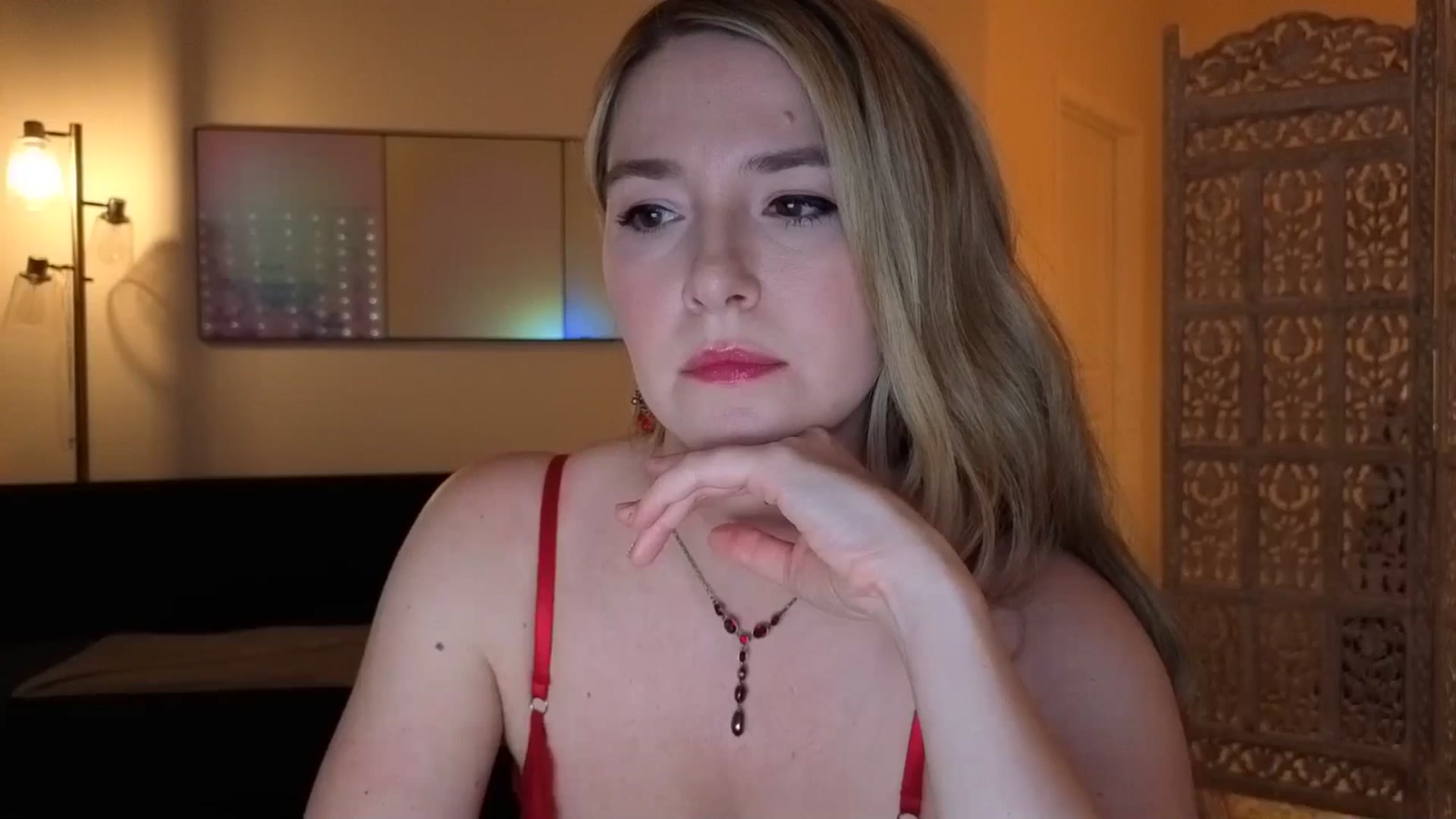 Gallery image thumbnail from JinnaWhite's myfreecams stream on, 11/20/2025, 02:38 image 4 of 20